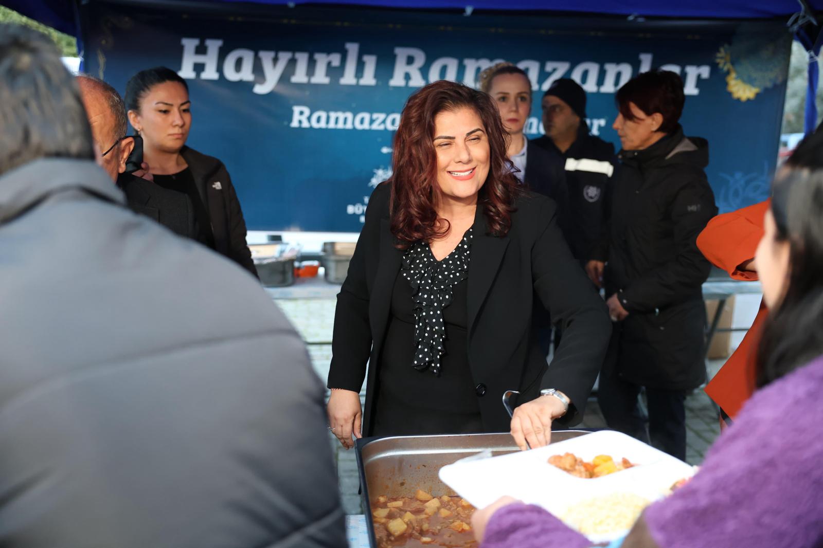 Başkan Çerçioğlu Efelerli vatandaşlar ile iftar sofrasında buluştu