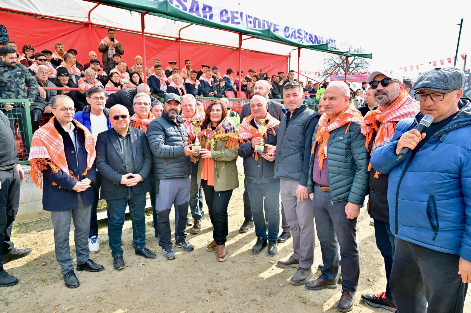 Çerçioğlu Atça'daki güreş festivaline katıldı 