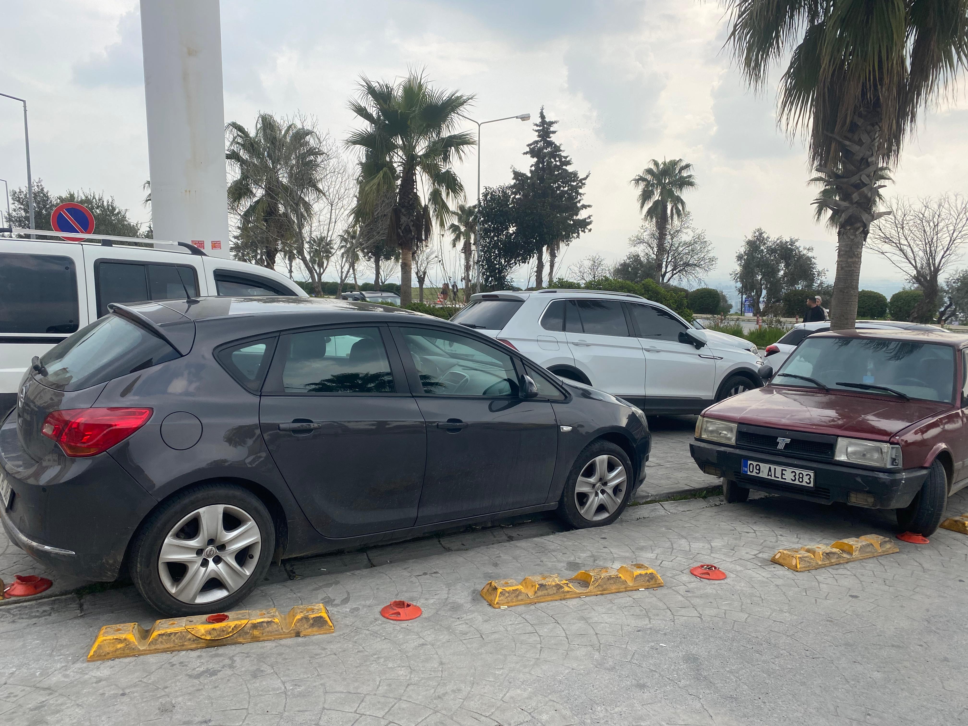 ADÜ’de yeni dönem: Ücretli otopark hizmete girdi