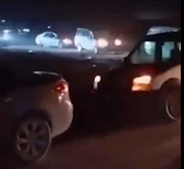 Sokak köpekleri 2 yaşındaki çocuğu öldürdü! Sokağa dökülen vatandaşlar isyan etti 