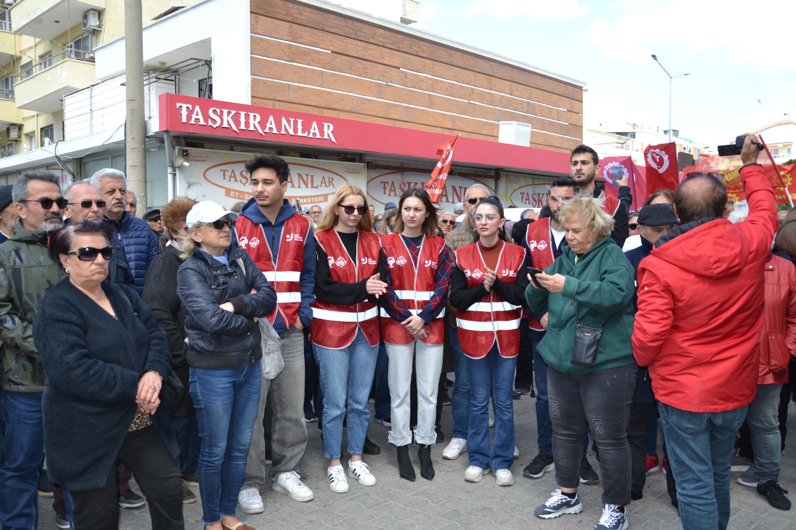 CHP Didim'den İmamoğlu’nun gözaltına alınmasına tepki