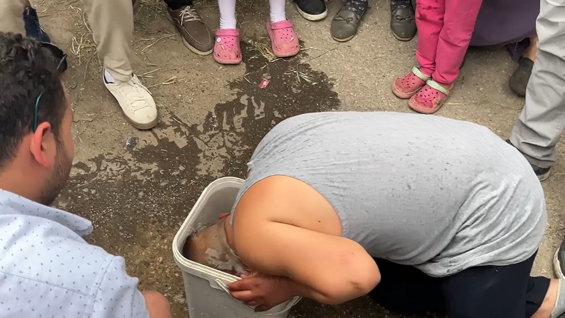 Aydınlı çift evlendikten 5 yıl sonra düğün yaptı