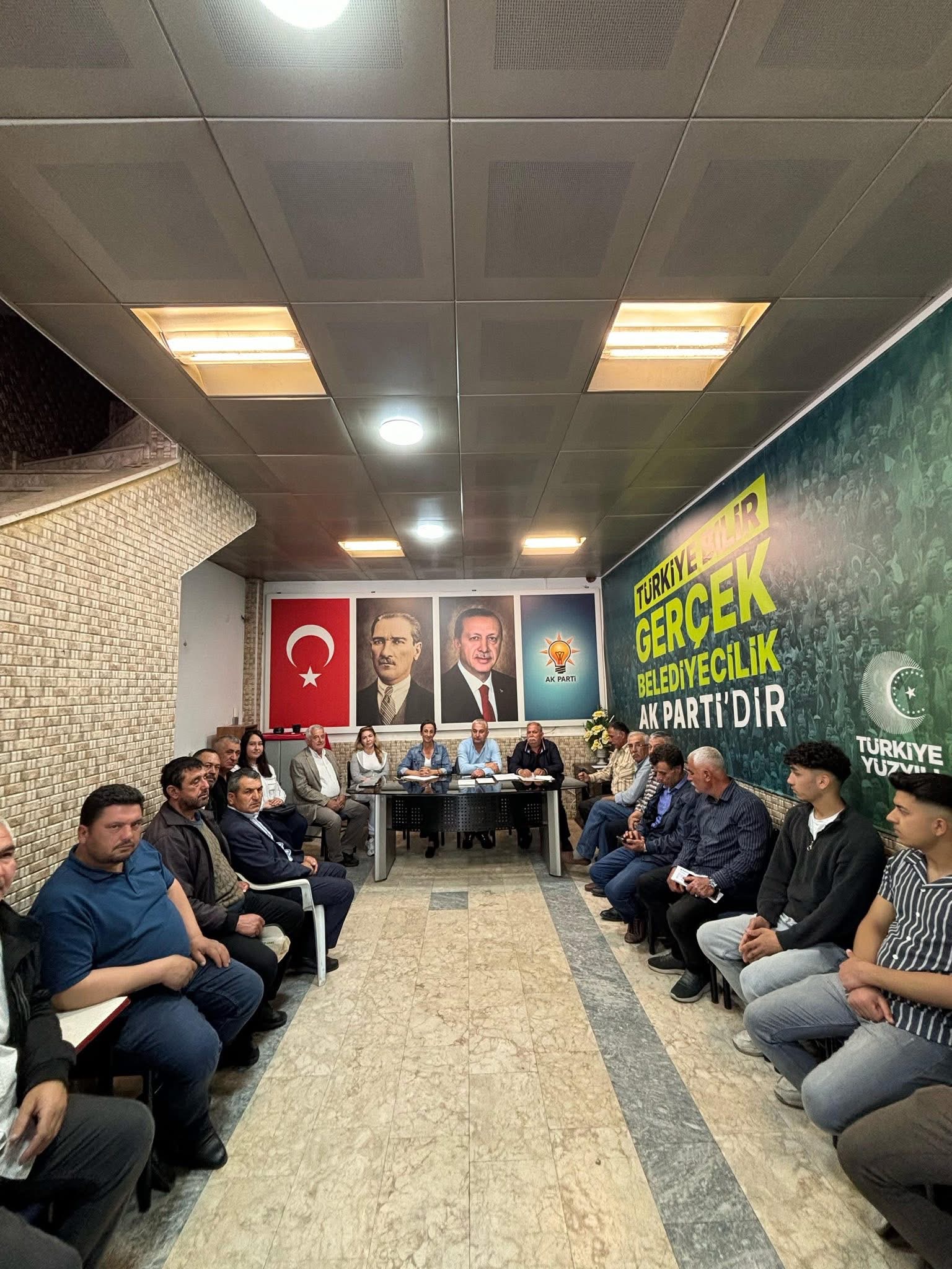 Ak Parti Kocarli Ilce Baskanliginda Halk Gunune Yogun Ilgi 561688 Ec8Bc0C078A2Cef46Cb690D920682858