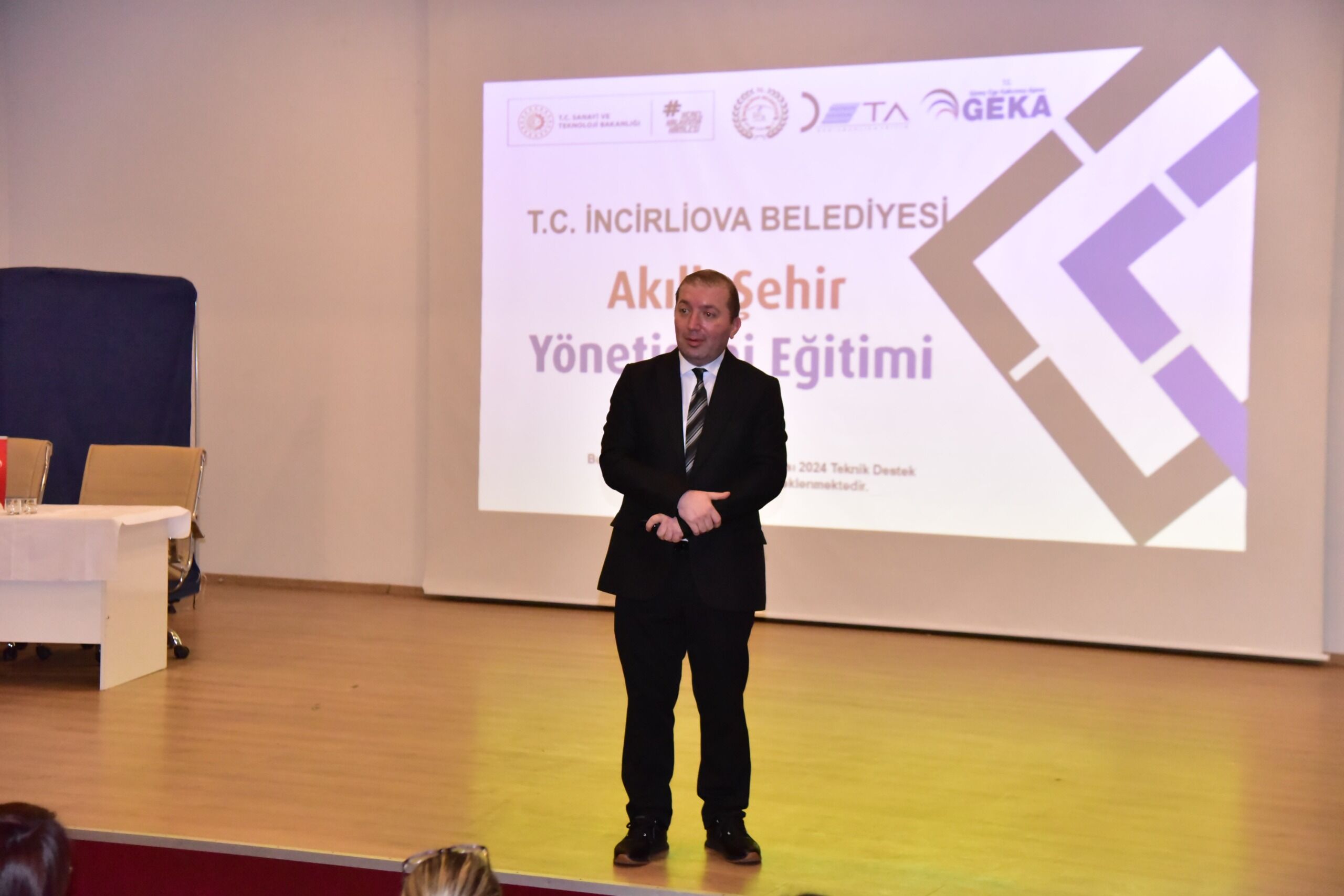 Incirliova Akilli Sehir Olma Yolunda Incirliova Aydinin Ilk Akili Sehri Olmaya Aday Incirliovada Akilli Sehir Icin Onemli Adim 564047 B76269Fc3A0Bd1A55F9646D486C9820F
