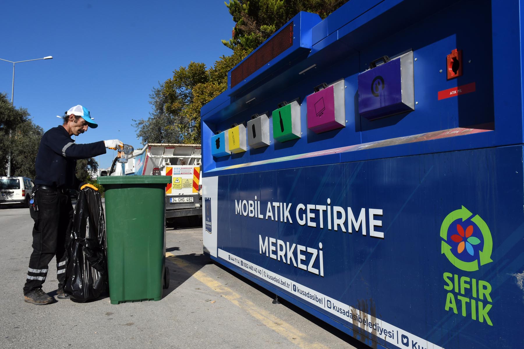 Kuşadası'nda çevre temizliğinde yeni dönem