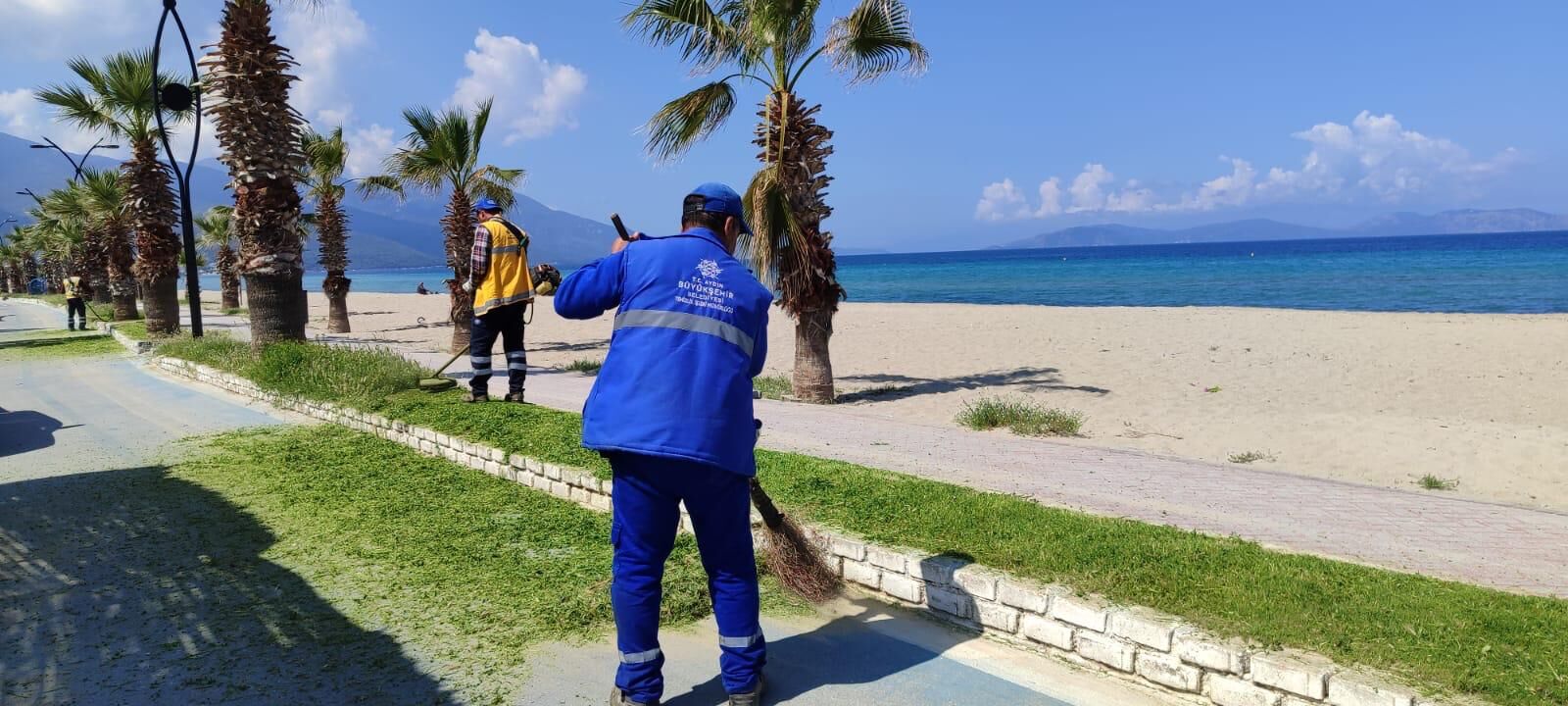 Kusadasi Sezona Hazirlaniyor Buyuksehir Belediyesi Kentin Dort Bir Yaninda Calisiyor 563082 0Aca854D325D512202F45Ddf3F591439