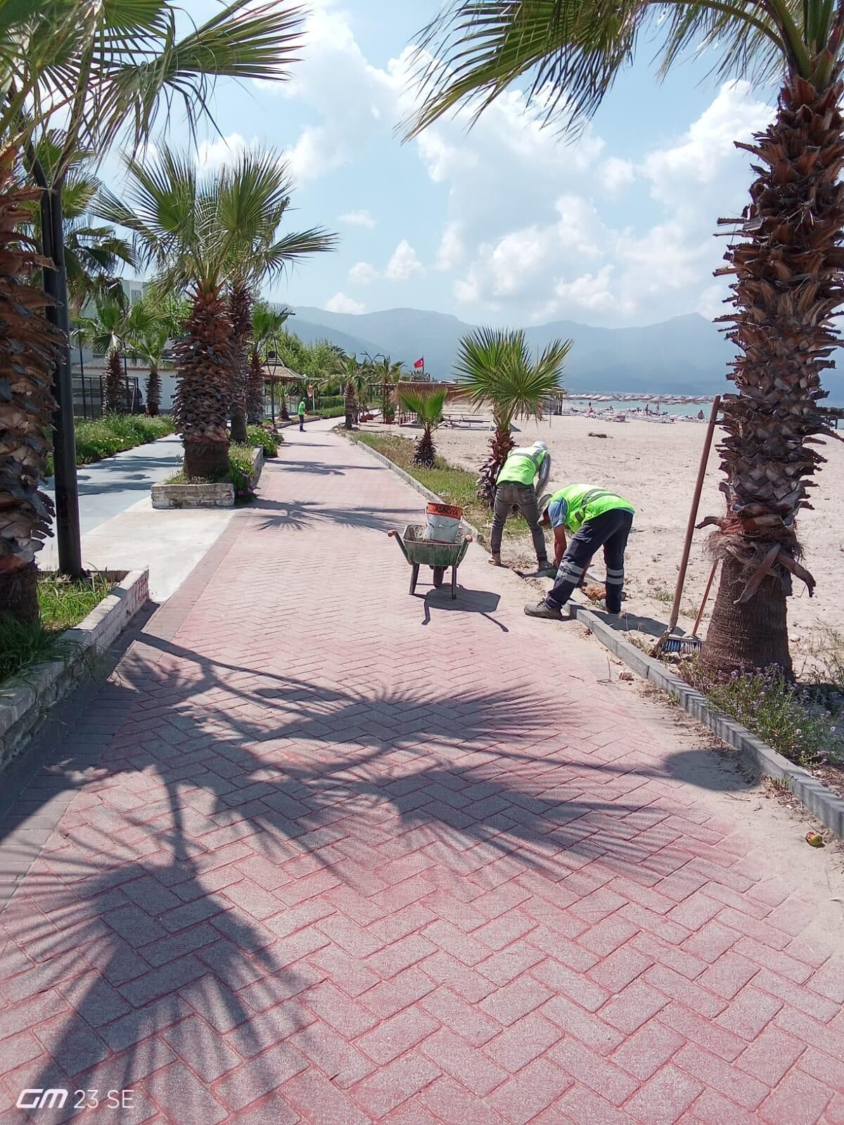Kusadasi Sezona Hazirlaniyor Buyuksehir Belediyesi Kentin Dort Bir Yaninda Calisiyor 563082 E4146D3335738E88Fddb8624Db8D5834