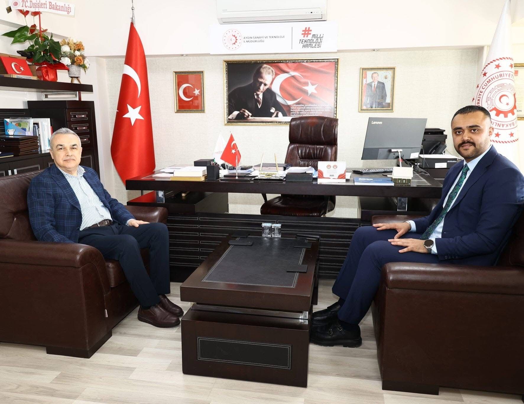 Milletvekili Savas Yeni Mudurlerle Bulustu 563528 B90579D80E277Ed300Be4651Dc6585B0
