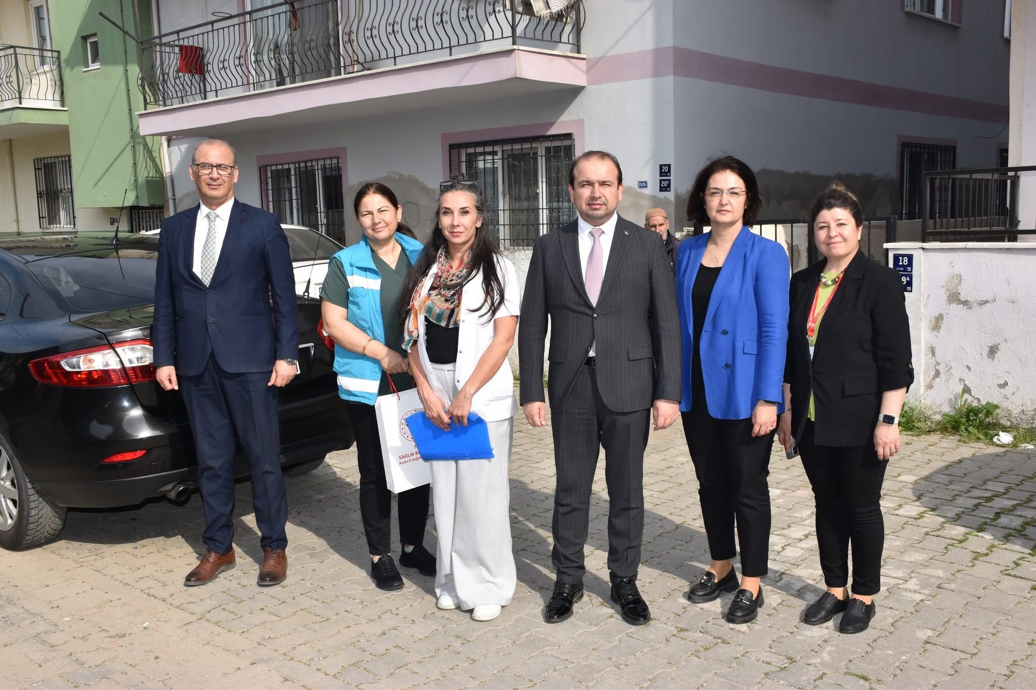 Mudur Senkuldan Evde Saglik Hizmeti Alan Cocuklara Ziyaret 561801 Aae98A1A8741C3126748Dcaa8034921D