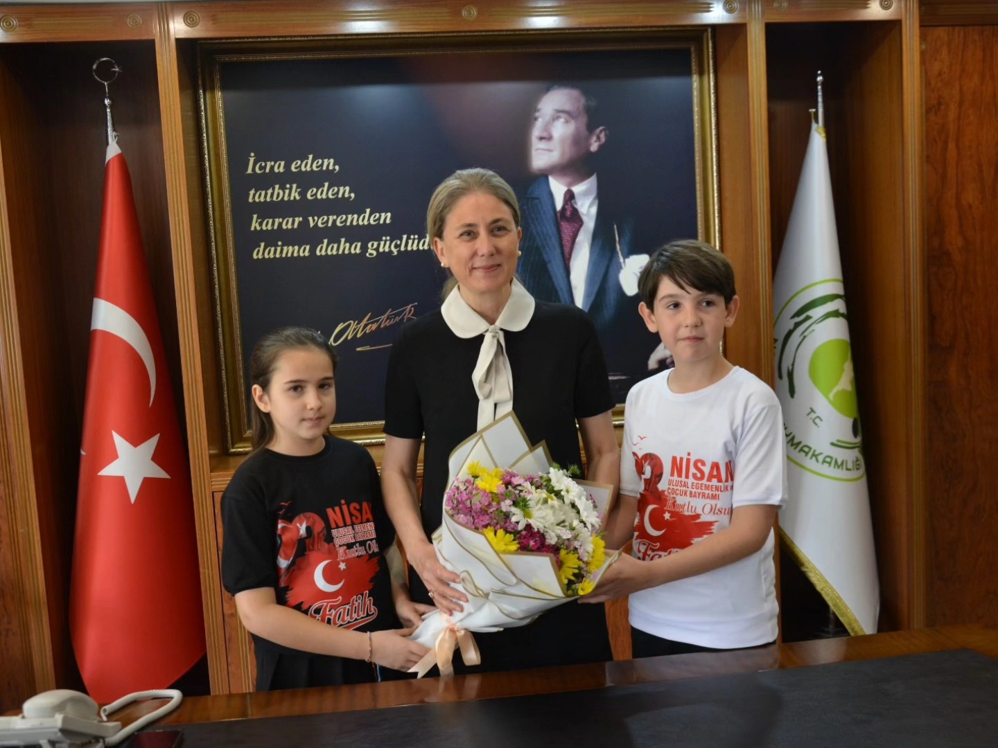 Nazillide Koltuklar Cocuklarin Oldu 562000 8256Ed06911Dd7Db2C3128B9E4Ed4D94