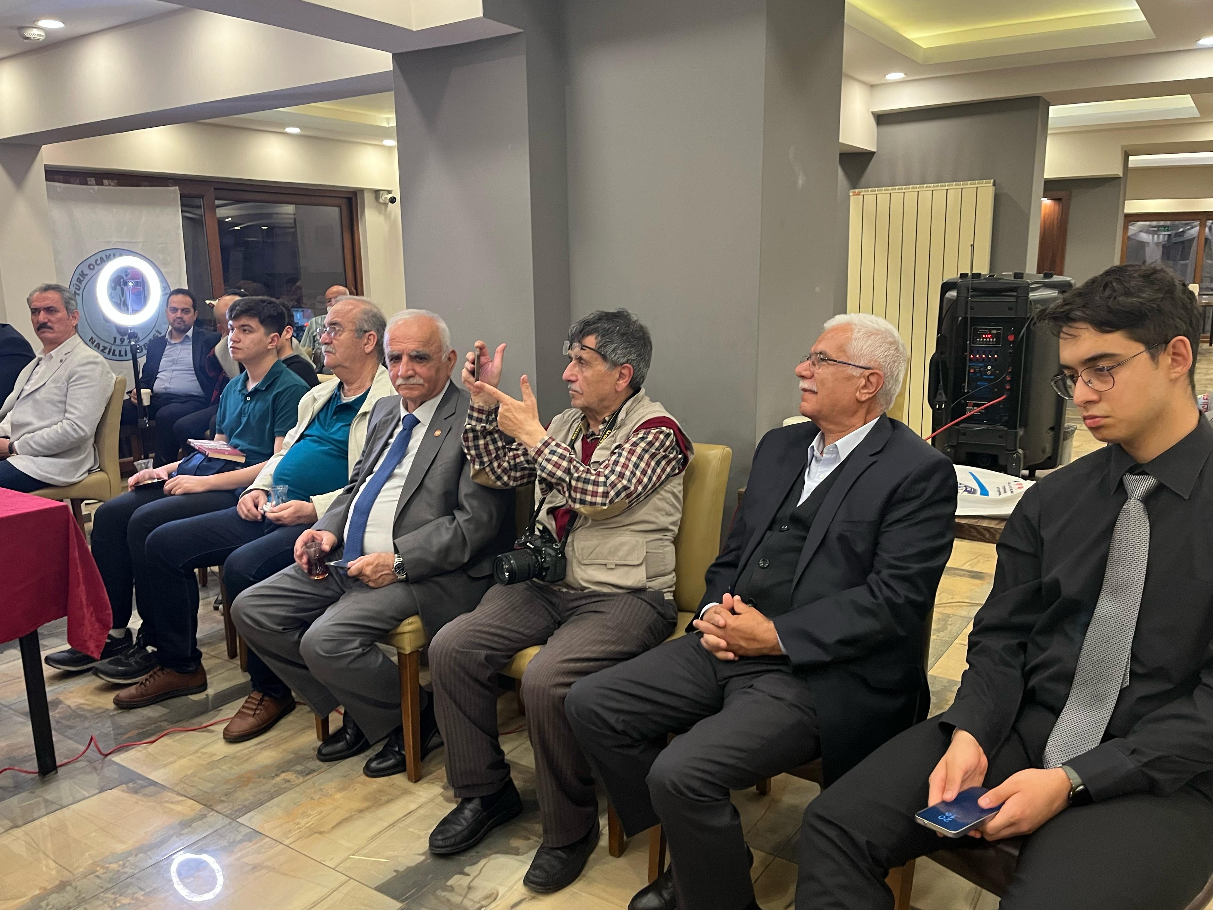 Nazilliden Unlu Profesore Odul Prof Dr Halacogluna Haci Suleyman Efendi Odulu Verildi 563088 A5687E1Da66Aa79B9F1Cf21B72B5Cac5