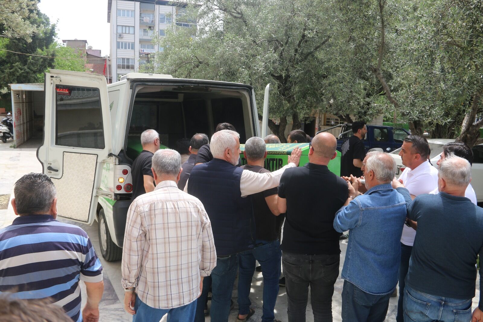 Nazillili genç esnafa acı veda: Semih Tuner son yolculuğuna uğurlandı