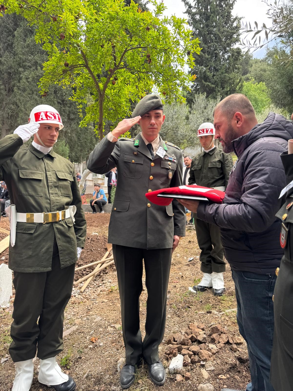 Askeri törende büyük şok! Birçok kişi bir anda neye uğradığını şaşırdı