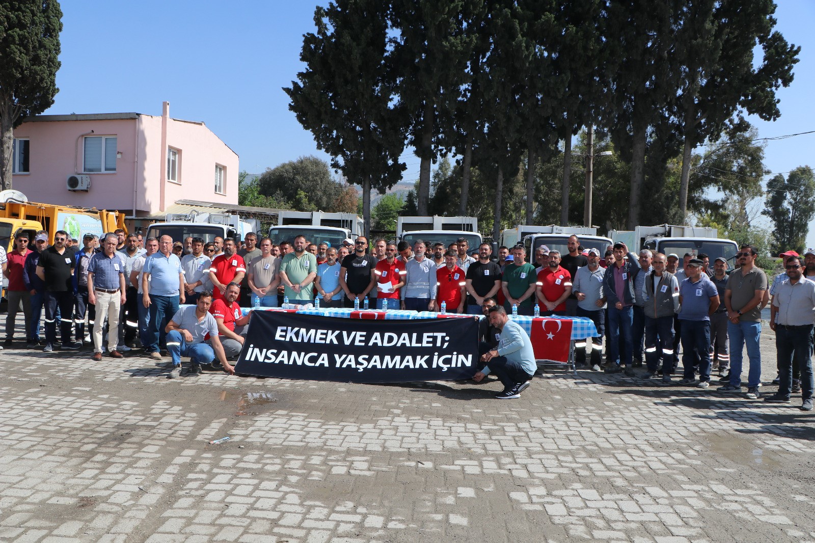 Söke’deki kazada hayatını kaybeden belediye personeline veda 