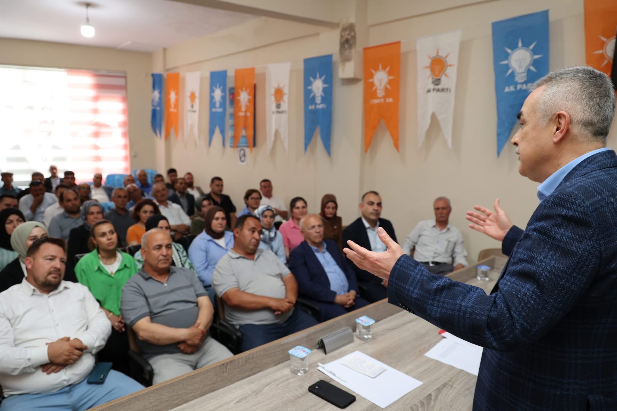 Ak Parti Bozdoganda Kritik Toplanti Birlik Ve Beraberlik Vurgulandi 566553 823A9A775A0Ec06A21Ad9Ddfb10Cf0C4