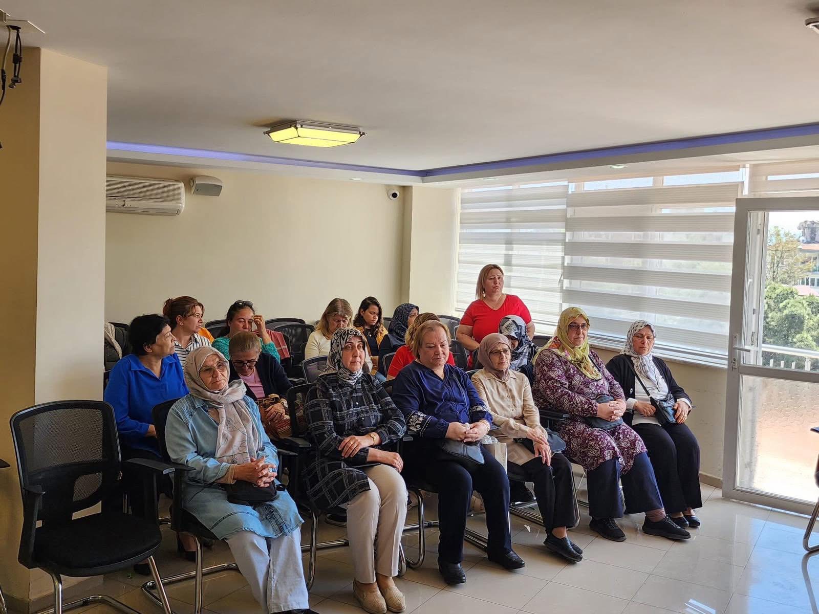 Ak Partili Saribas Kadinlarla Bulustu En Buyuk Ilham Kaynagimizsiniz 565360 2Dfc21775A5Ee67199E55D675Ec5F627