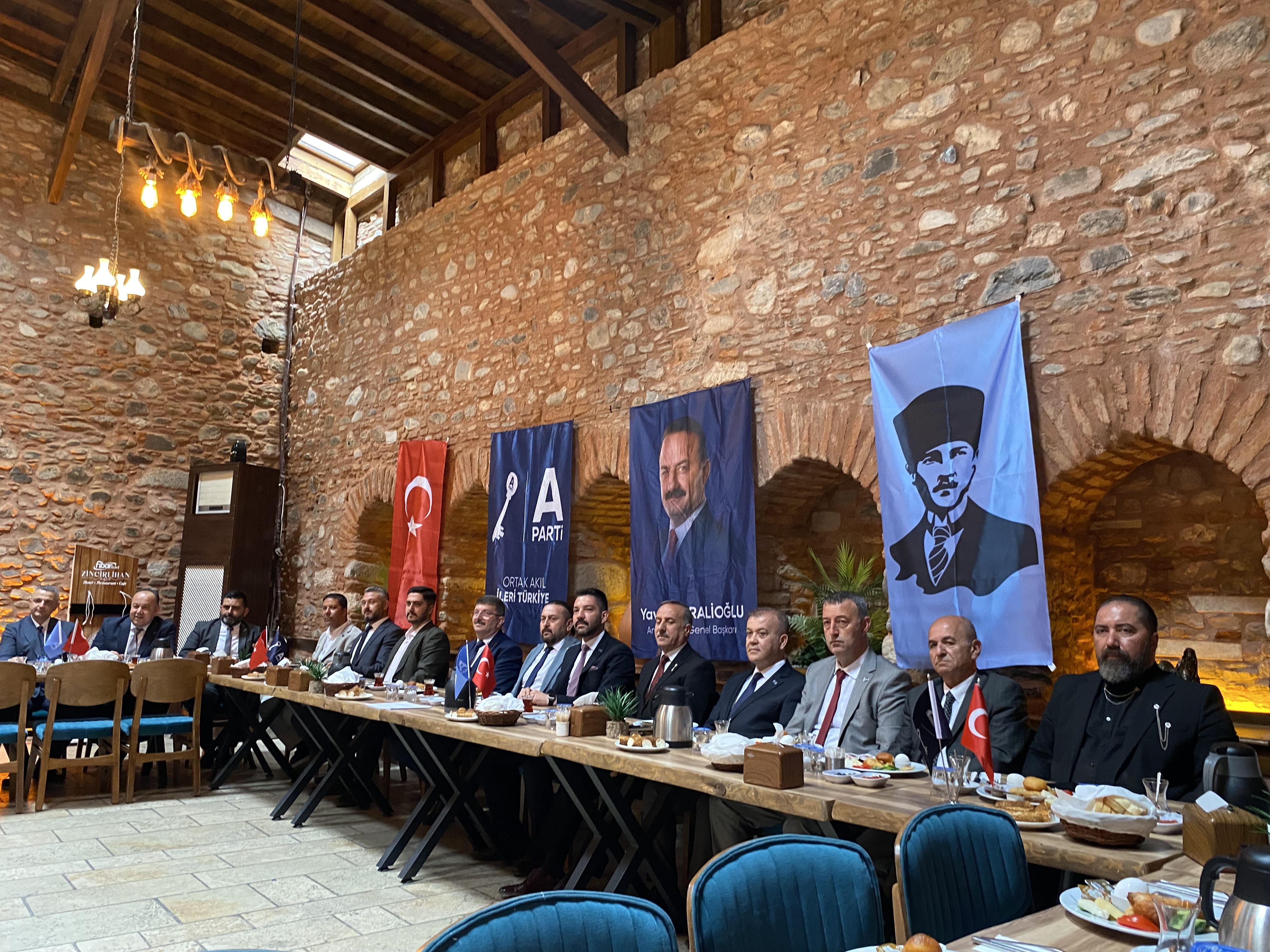 Anahtar Parti Aydin Teskilati Tanitildi Ilk 5E Hizla Ilerliyoruz 566685 74543B4969D2F75F5F1Cdd232D8B365B