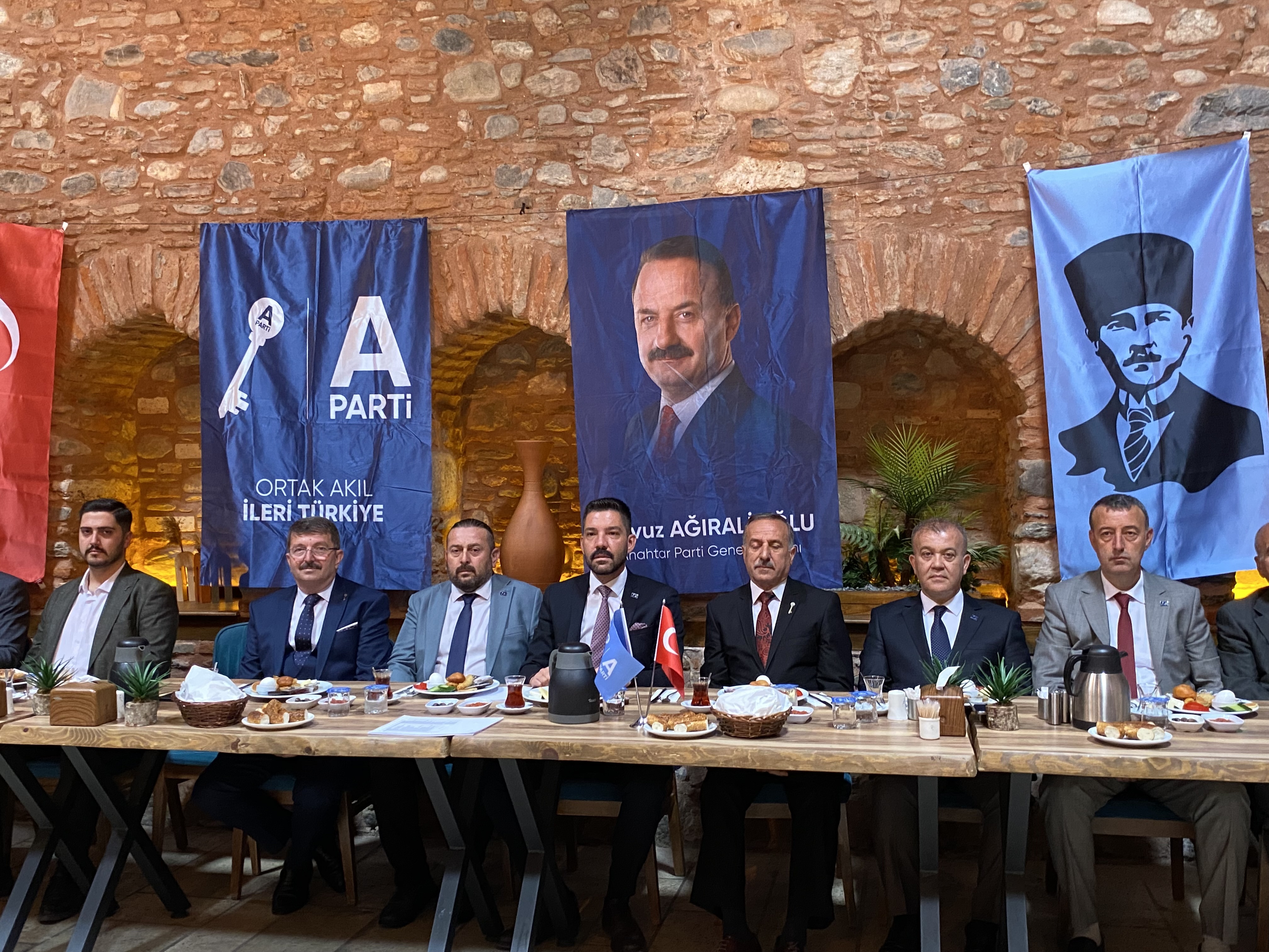 Anahtar Parti Aydin Teskilati Tanitildi Ilk 5E Hizla Ilerliyoruz 566685 789766Bfdccdfb613374Ac7Fce0453F8