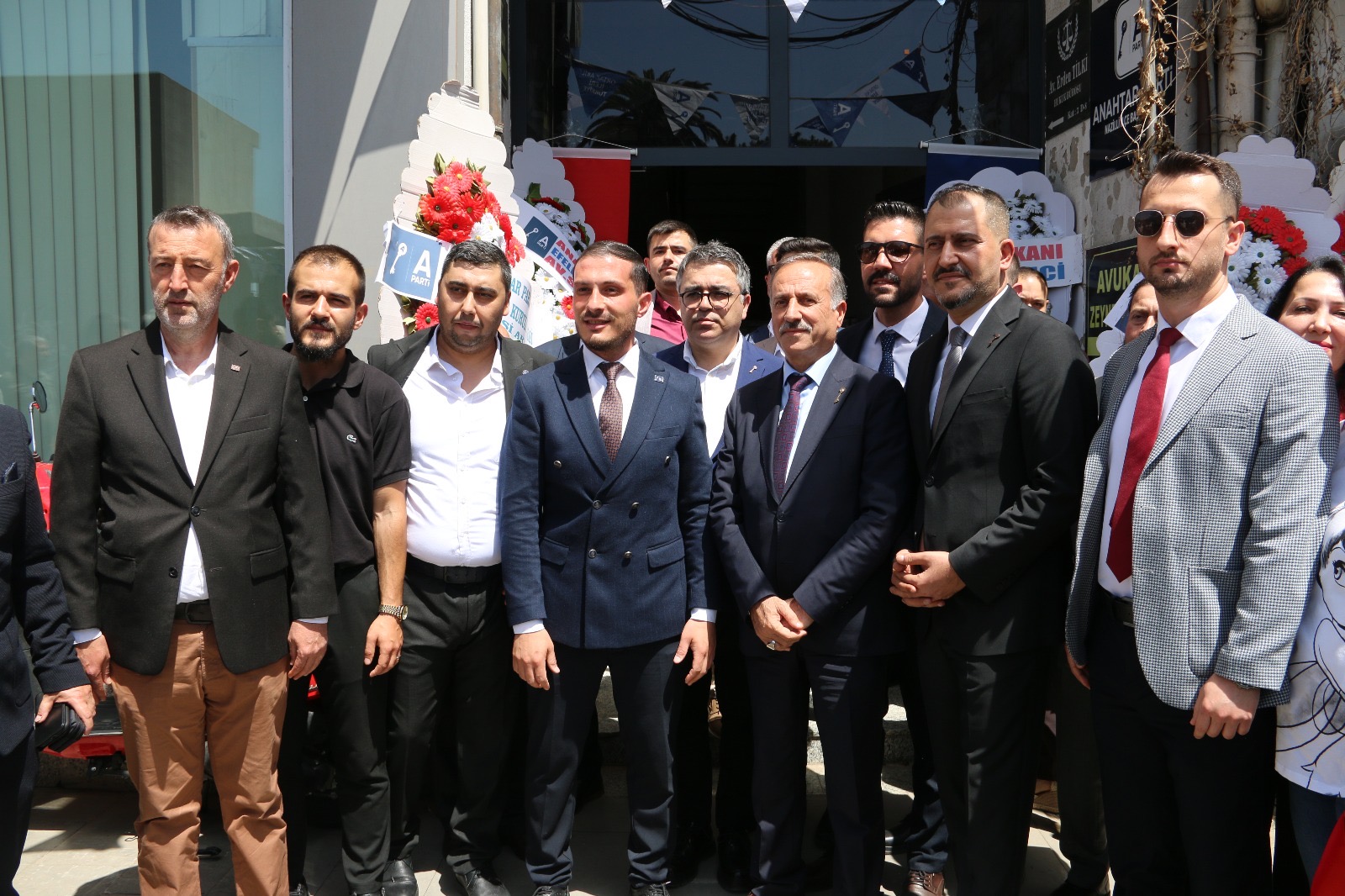 Anahtar Parti Nazilli’de İlçe Binasını Açtı
