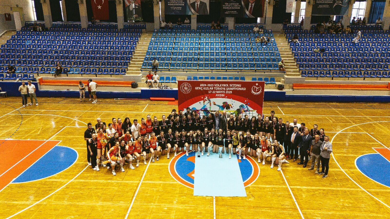 Aydın'da voleybol şöleni sona erdi