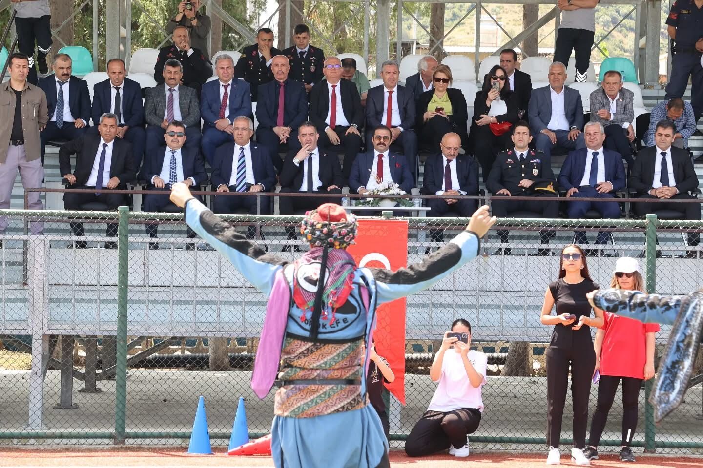 Aydinda 19 Mayis Coskusu Incirliova Ve Kocarli Bayrami Gururla Kutladi 568984 2D10D1D737C155Fa498566F1A706365A