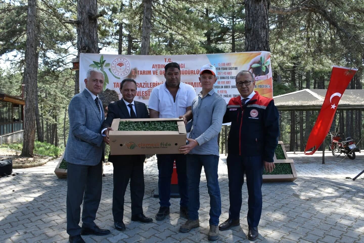 Aydın’da 220 bin fide üretici ile buluştu
