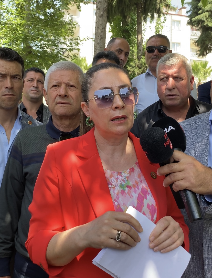 Aydın’da muhtarlar arasında sular durulmuyor!