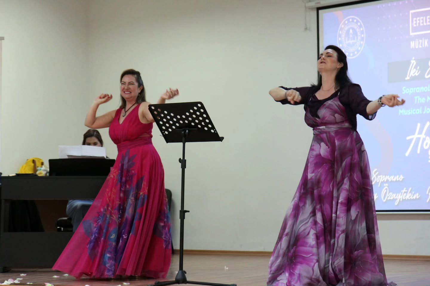 Aydinda Opera Gosterisi Buyuk Begeni Topladi 566510 9070D0Afd775Fa9144C64D7887Aef481