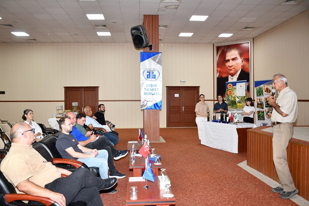 Aydinda Zeytinciligin Gelecegi Konusuldu Iklim Krizi Ve Doga Dostu Uretim Konusuldu 571540 C2Bd73268F4Bfa6D5B813Acb9C98E7D9