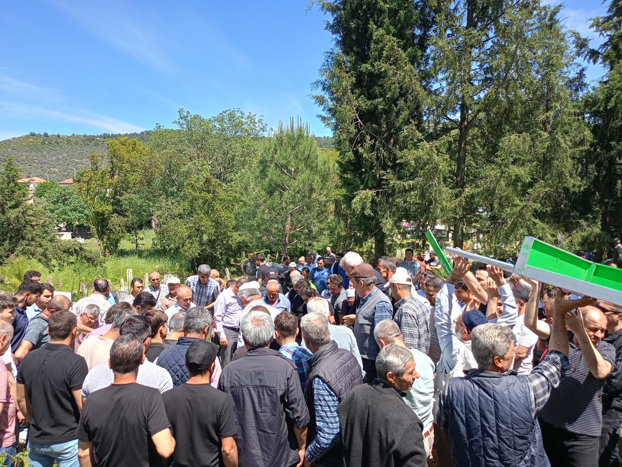 Aydınlı imam son yolculuğuna uğurlandı