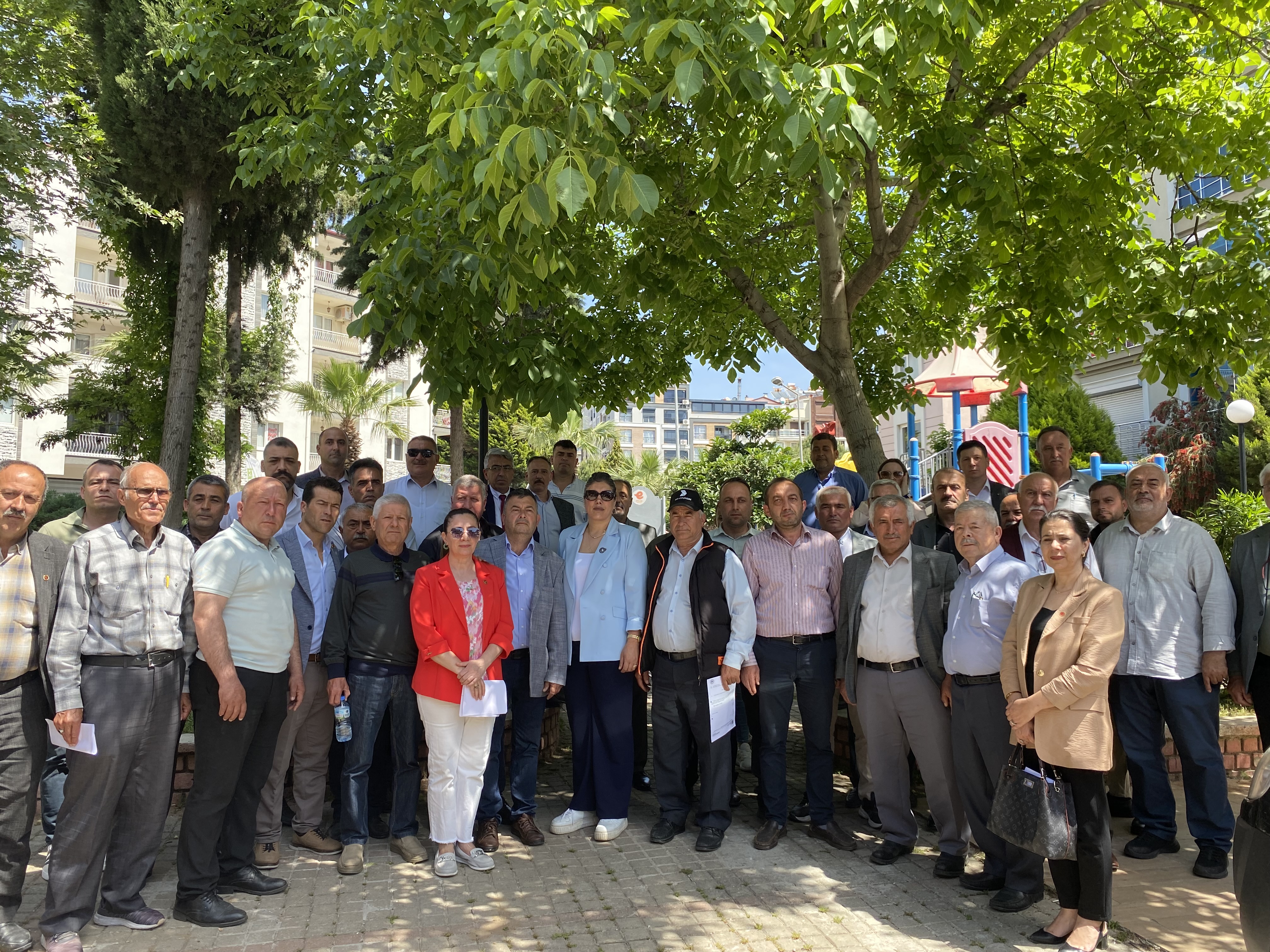 Aydınlı muhtardan savunma! Evrakları bu nedenle veremiyormuş