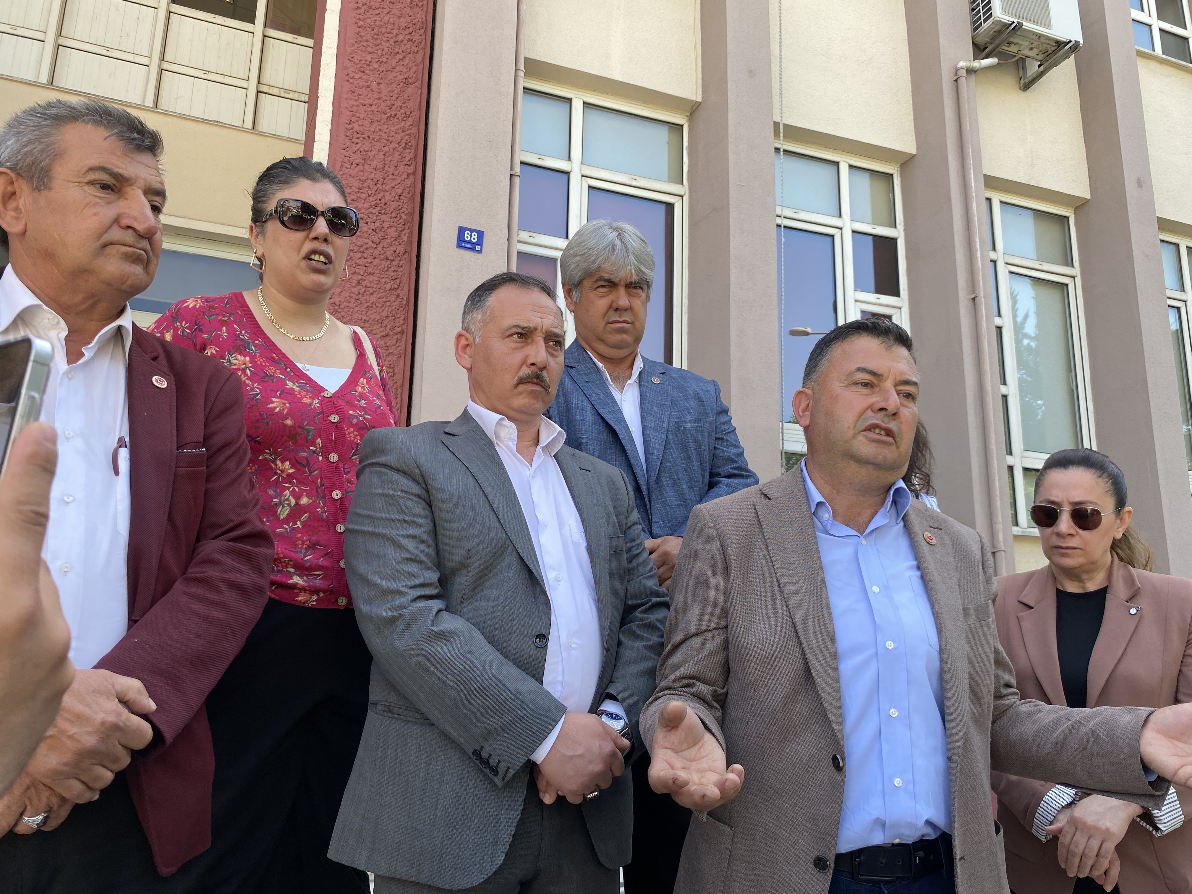 Aydınlı muhtarların defter krizi bitmiyor
