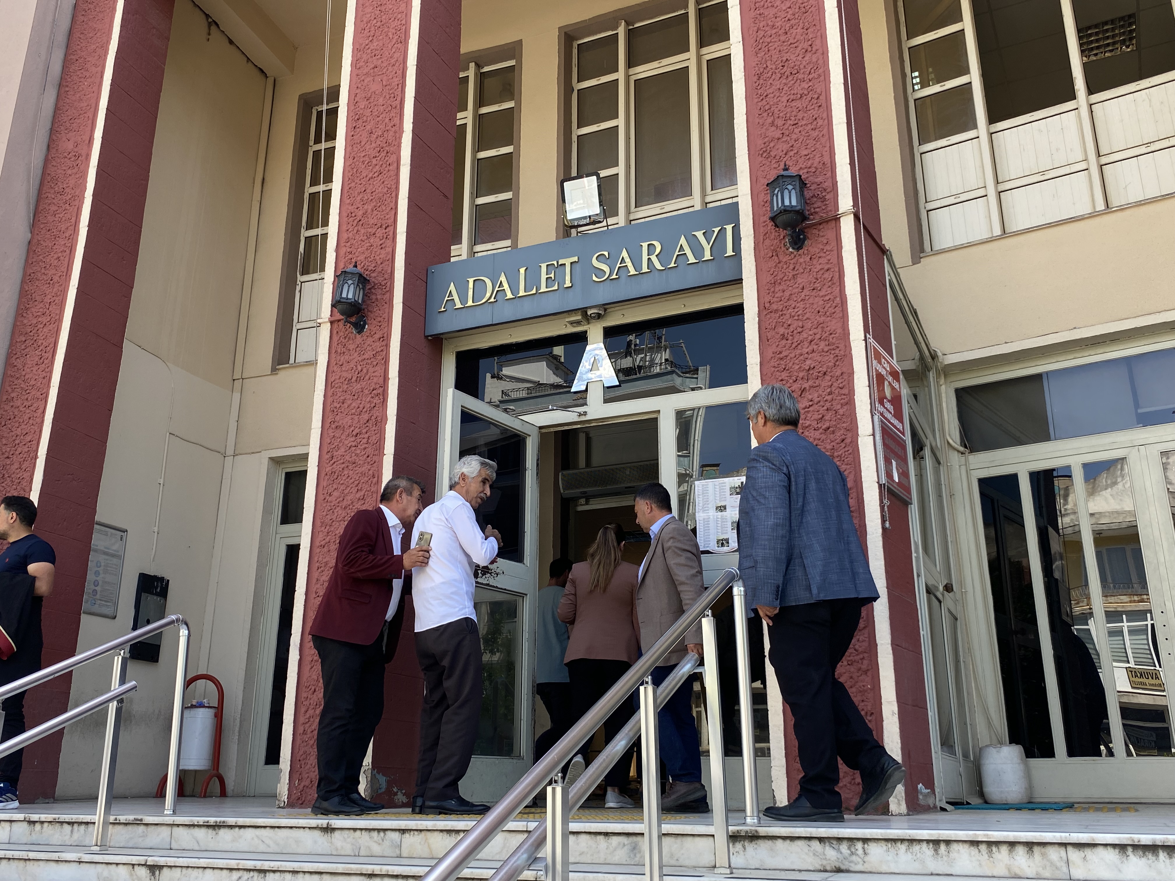 Aydınlı muhtarların defter krizi bitmiyor