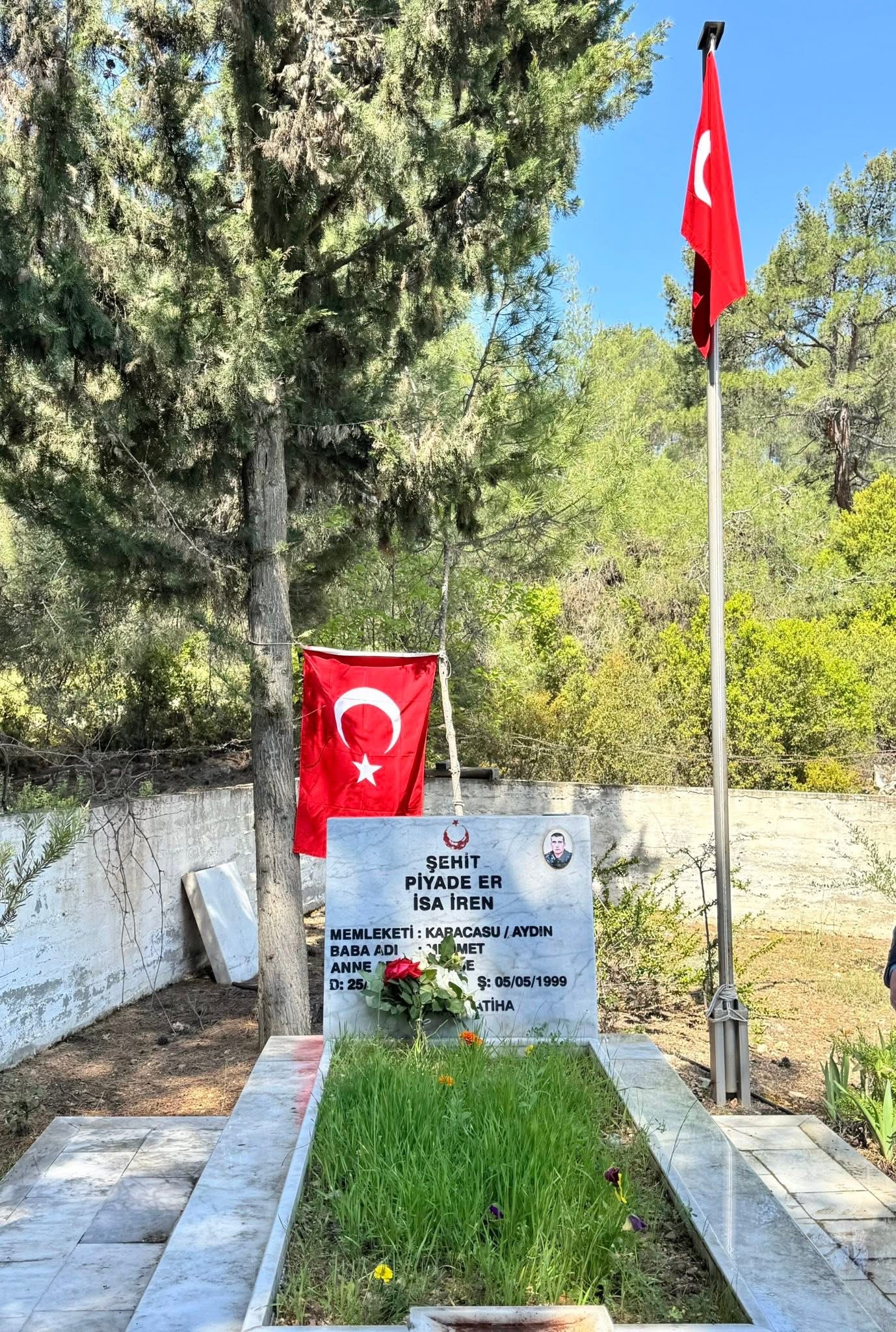 Aydinli Sehit Iren Sehadetinin Yildonumunde Anildi 565302 E6Ea1D2Cb67D8629F95Afcfe762F5F1B