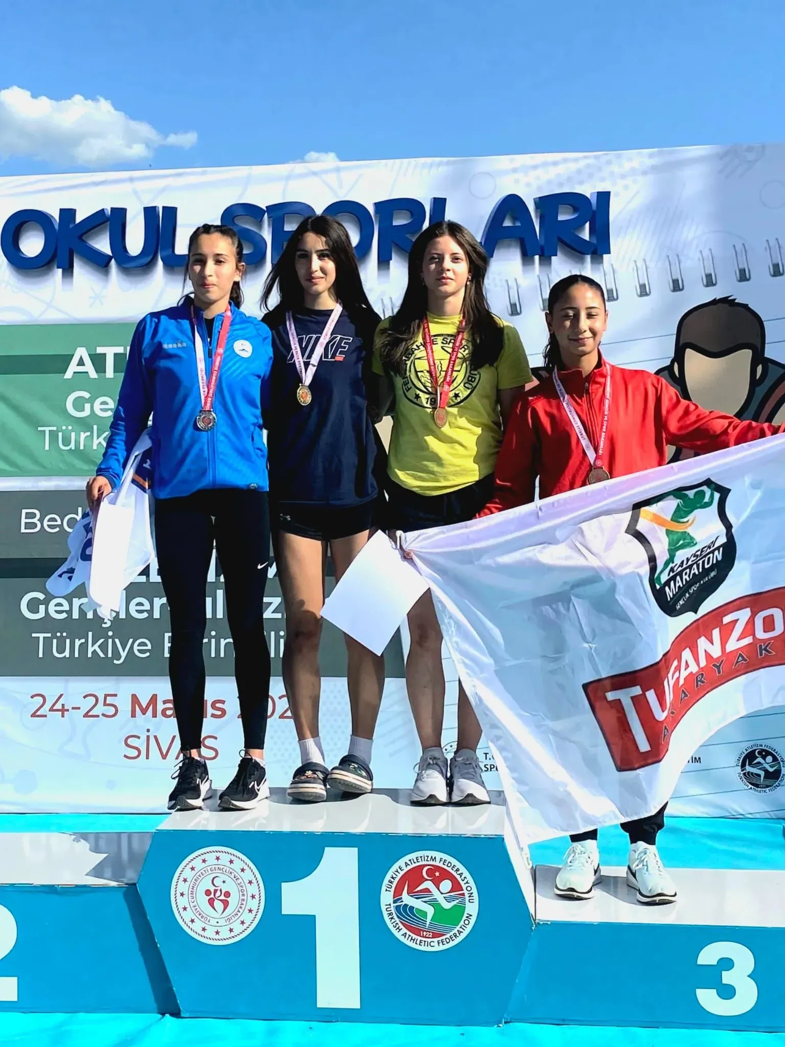 Aydınlı sporcu Uygun'un Avrupa rekoruna rüzgar engeli