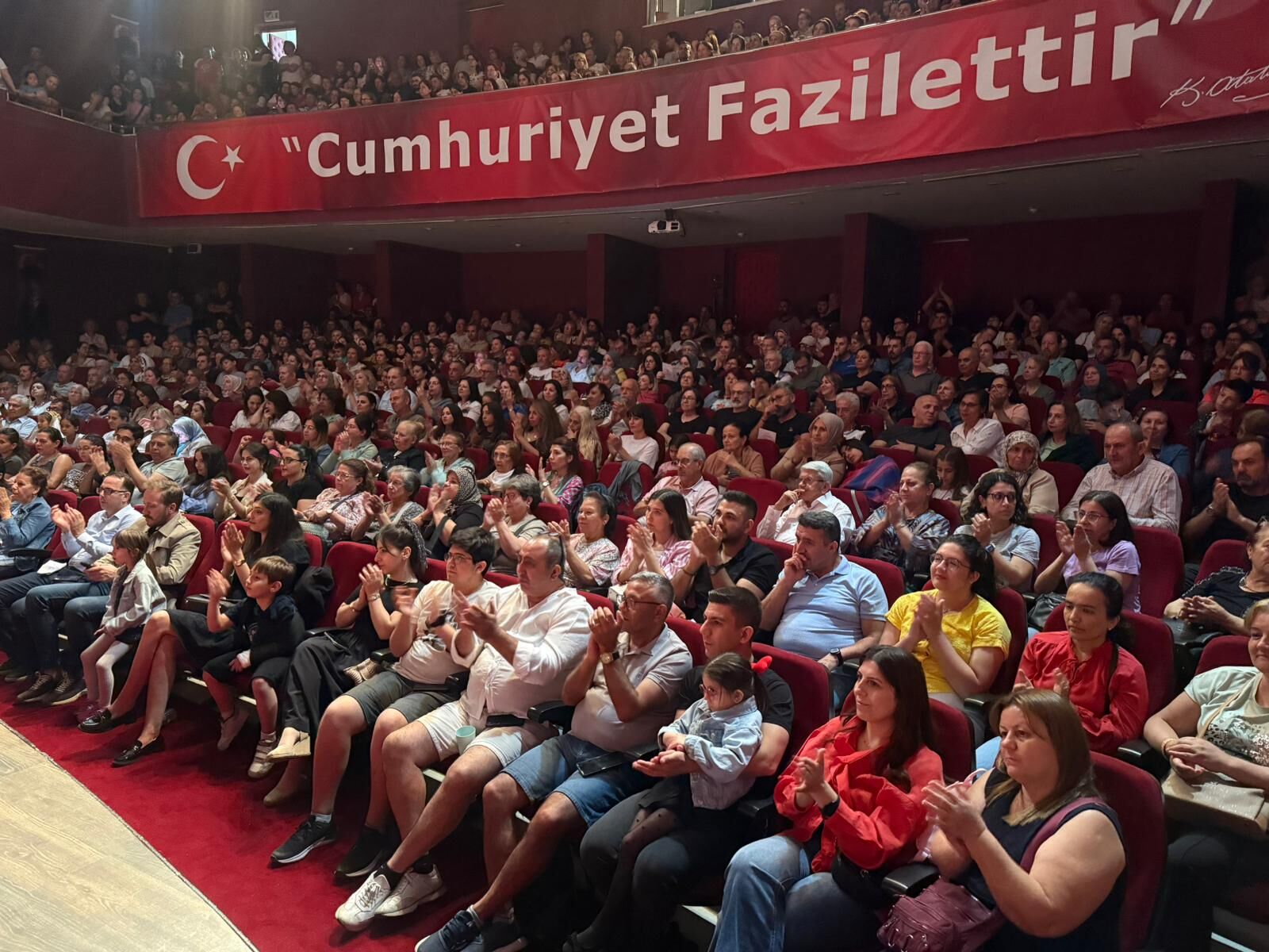 Baskan Cercioglunun Destekleri Ile Kultur Ve Sanatin Kalbi Aydinda Atiyor 572067 5B8D5F9Bd50930085572B4A2B889D574