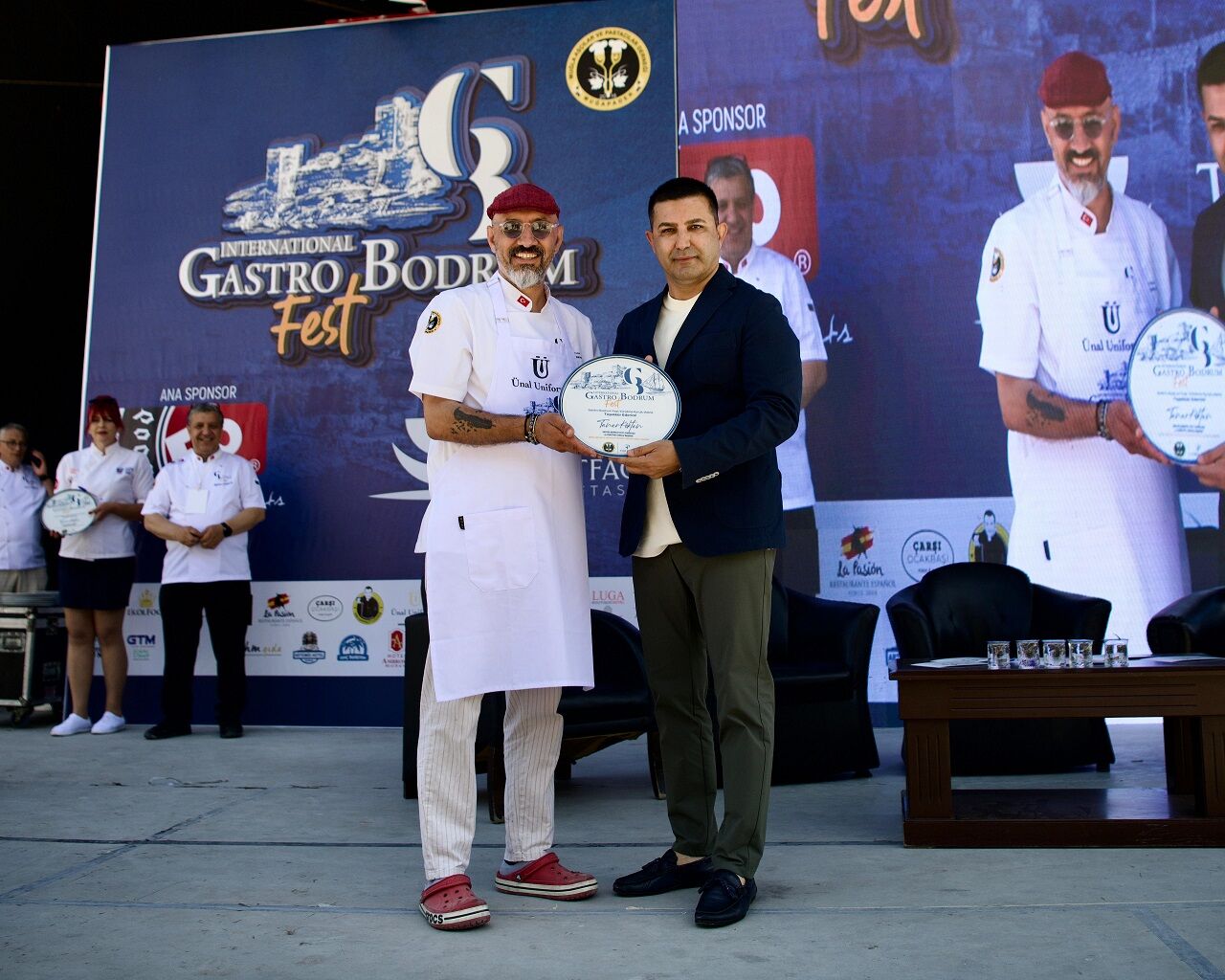 Baskan Omer Gunel Gastro Bodrum Feste Katildi 570348 B680226311F1Ee8A46657C6B2Da744Cf