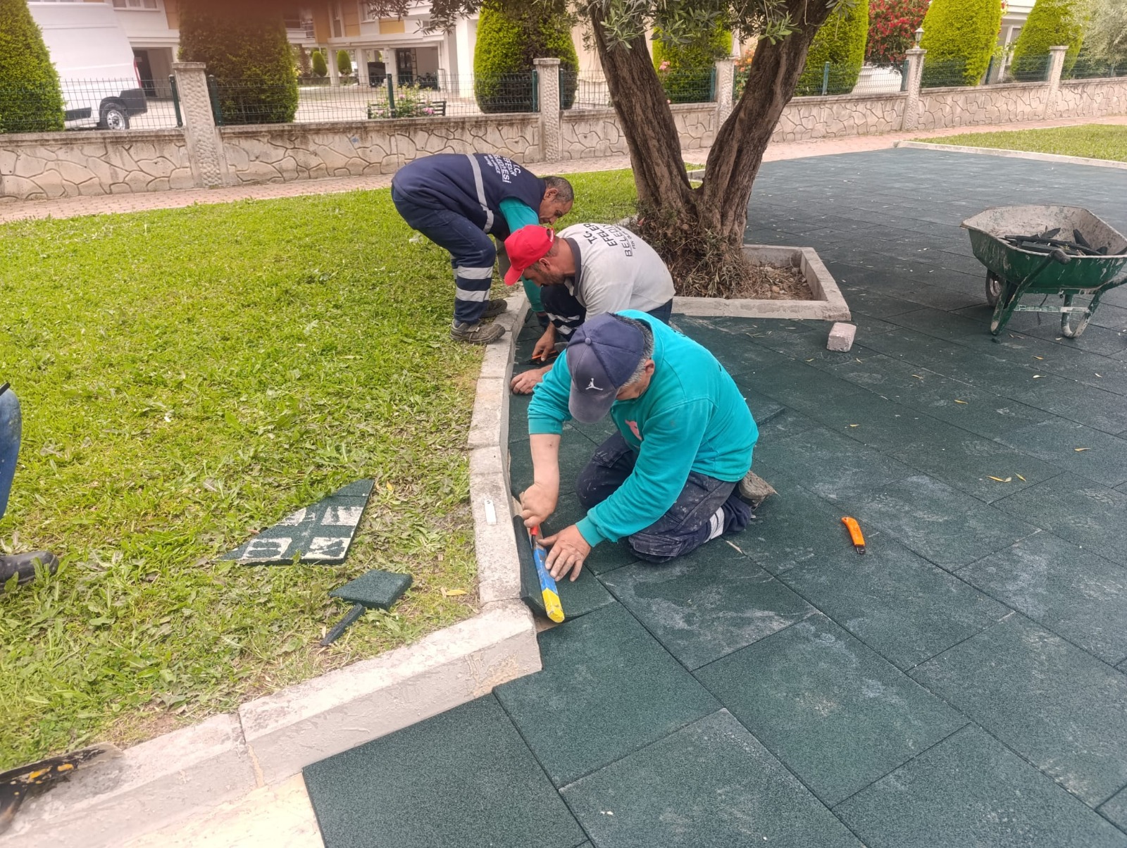 Başkan Yetişkin, yaşanabilir bir kent için çalışıyor