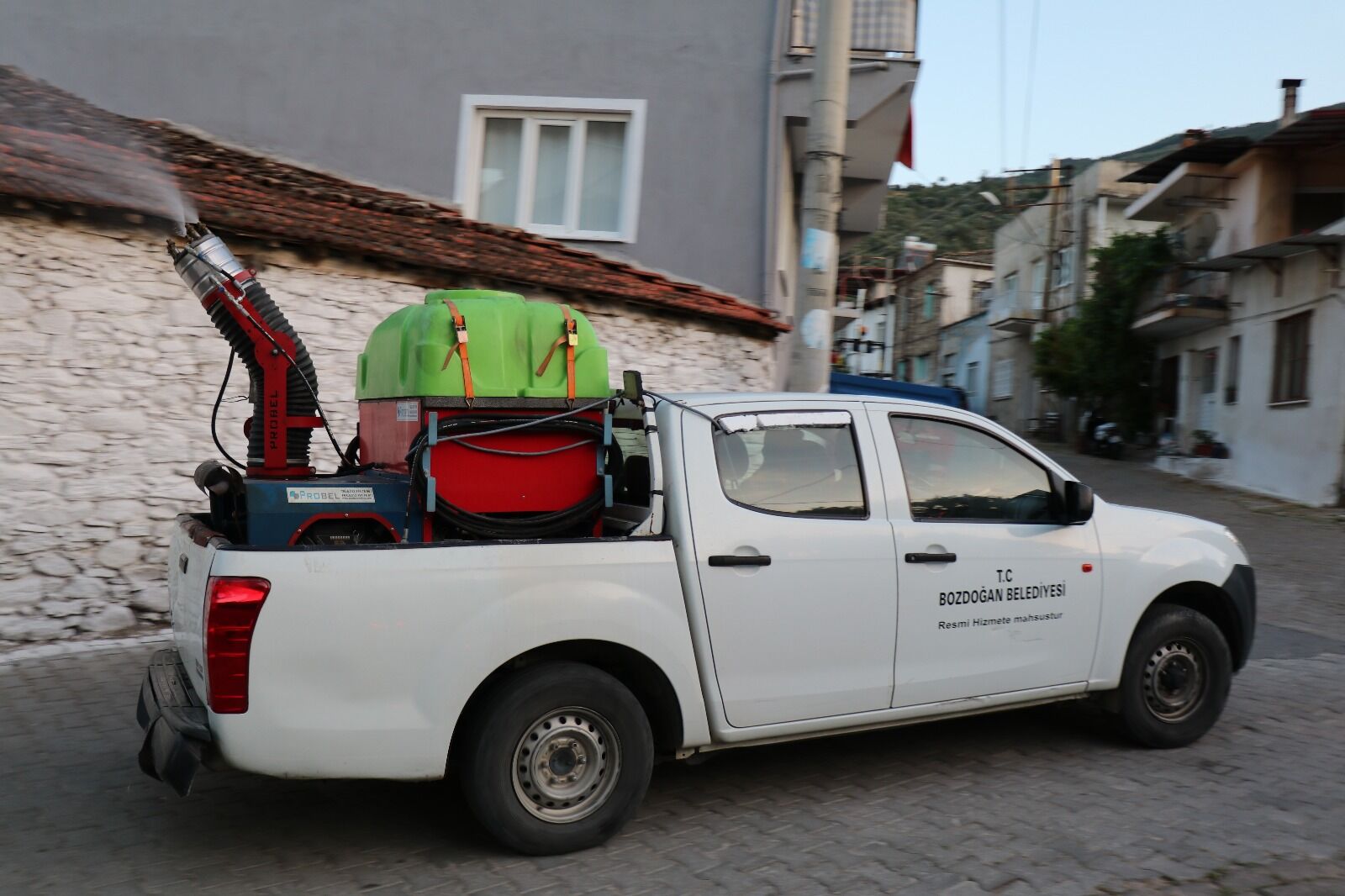 Bozdoganda Sinek Mucadelesi Suruyor Gece Gunduz Ilaclama Yapiliyor 571415 92B76Ab3068020A66D7Ac19F33A746C8