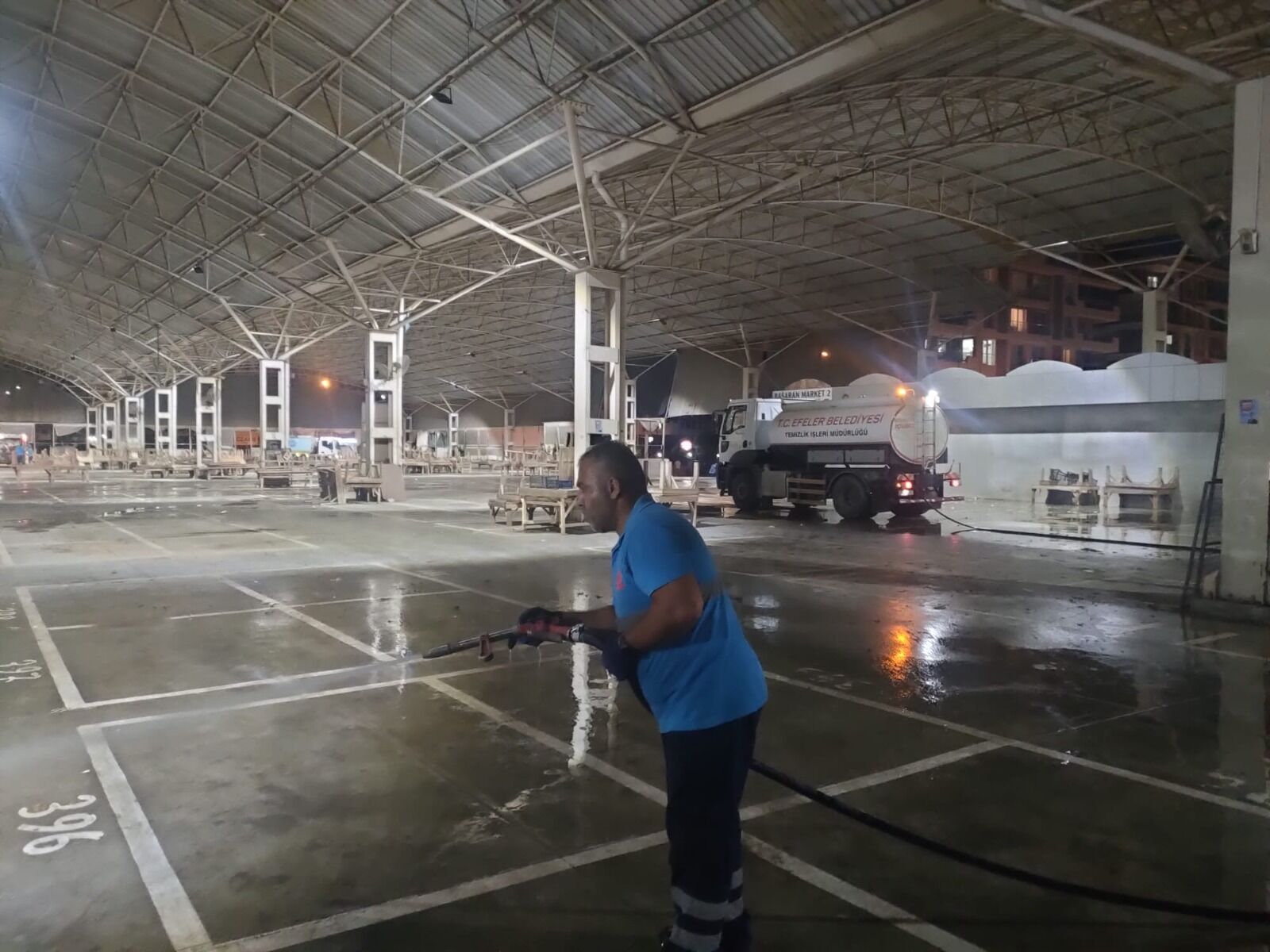 Eefeler'in pazarları pırıl pırıl