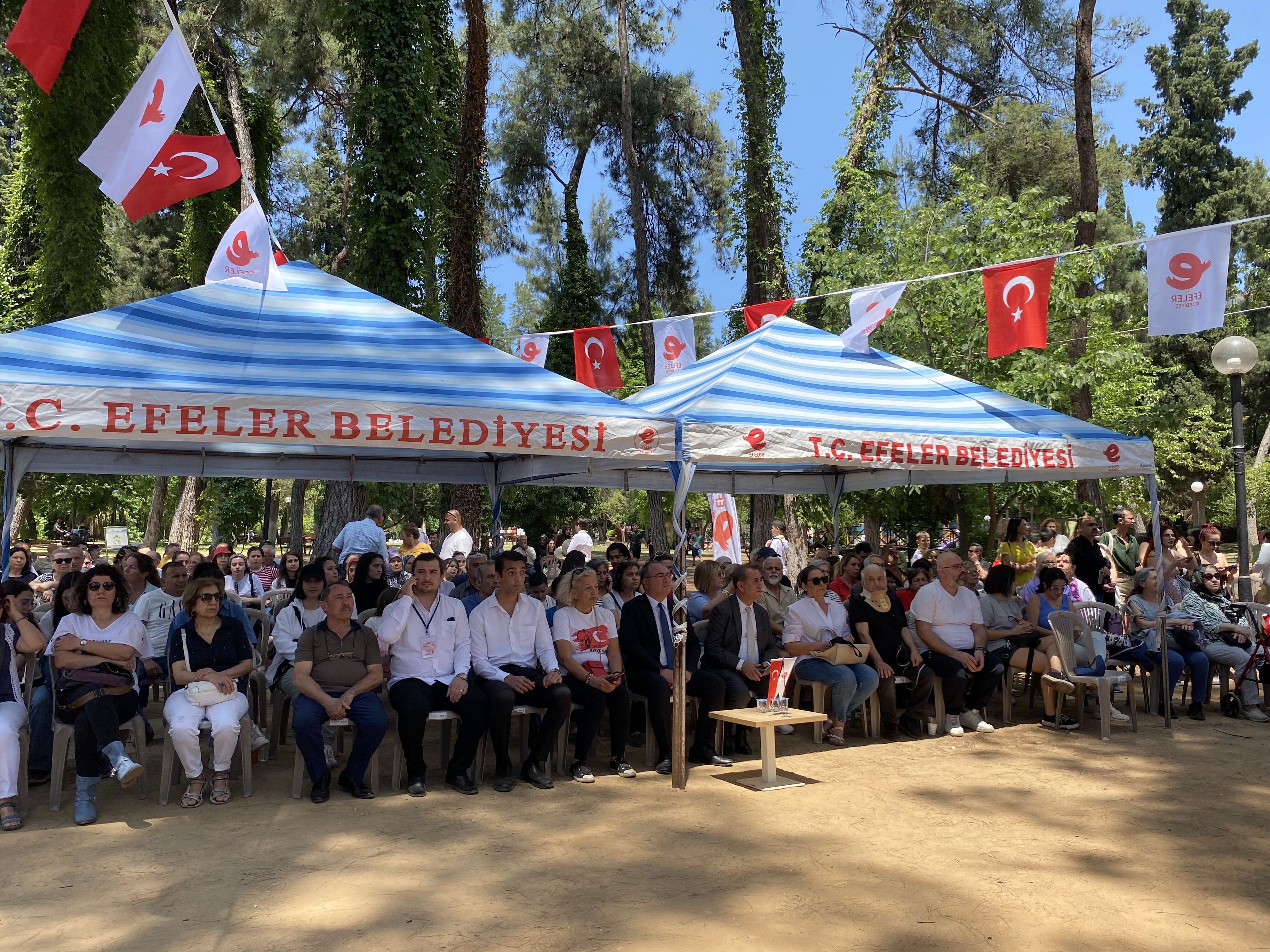 Efeler Belediyesi’nden coşkulu bayram kutlaması