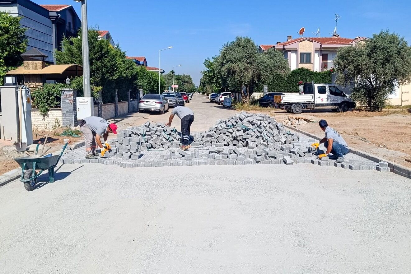 Efelerin Yollarinda Guvenlik Ve Konfor Baskan Yetiskinle Artiyor 572010 4B3E2B77F38A4938C041358C1369F9Ed