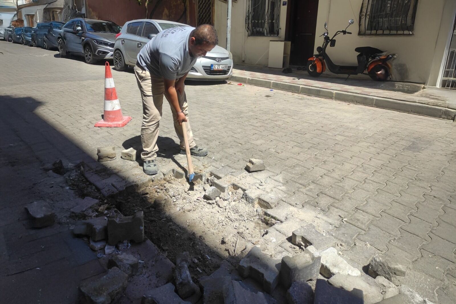 Efelerin Yollarinda Guvenlik Ve Konfor Baskan Yetiskinle Artiyor 572010 85A4A51Ae593E2E75B127D73002Caab8