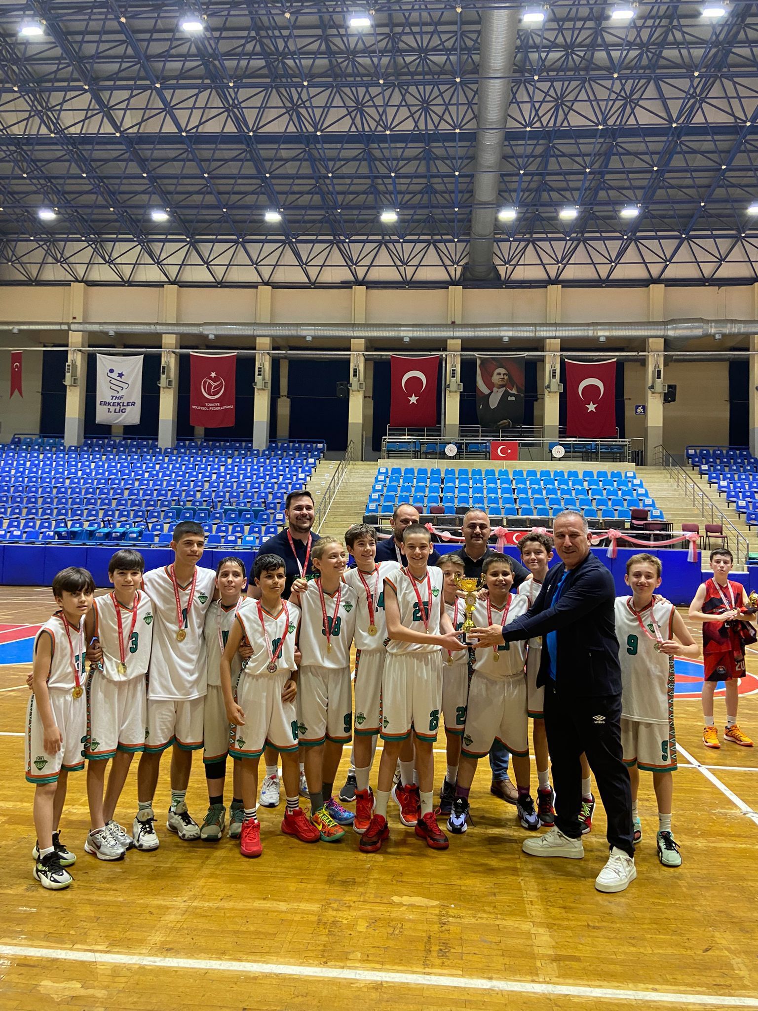Final Maci Nefes Kesti Soke Basket Sk Sampiyon Oldu 567512 D6De9Bccee83A4Cee7F394Ac7D5B6775