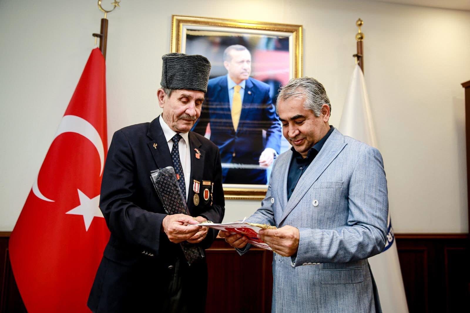 Gazilerden Rektor Kente Ziyaret 572384 E3D5870D20F4A0573D0846A894865D3D