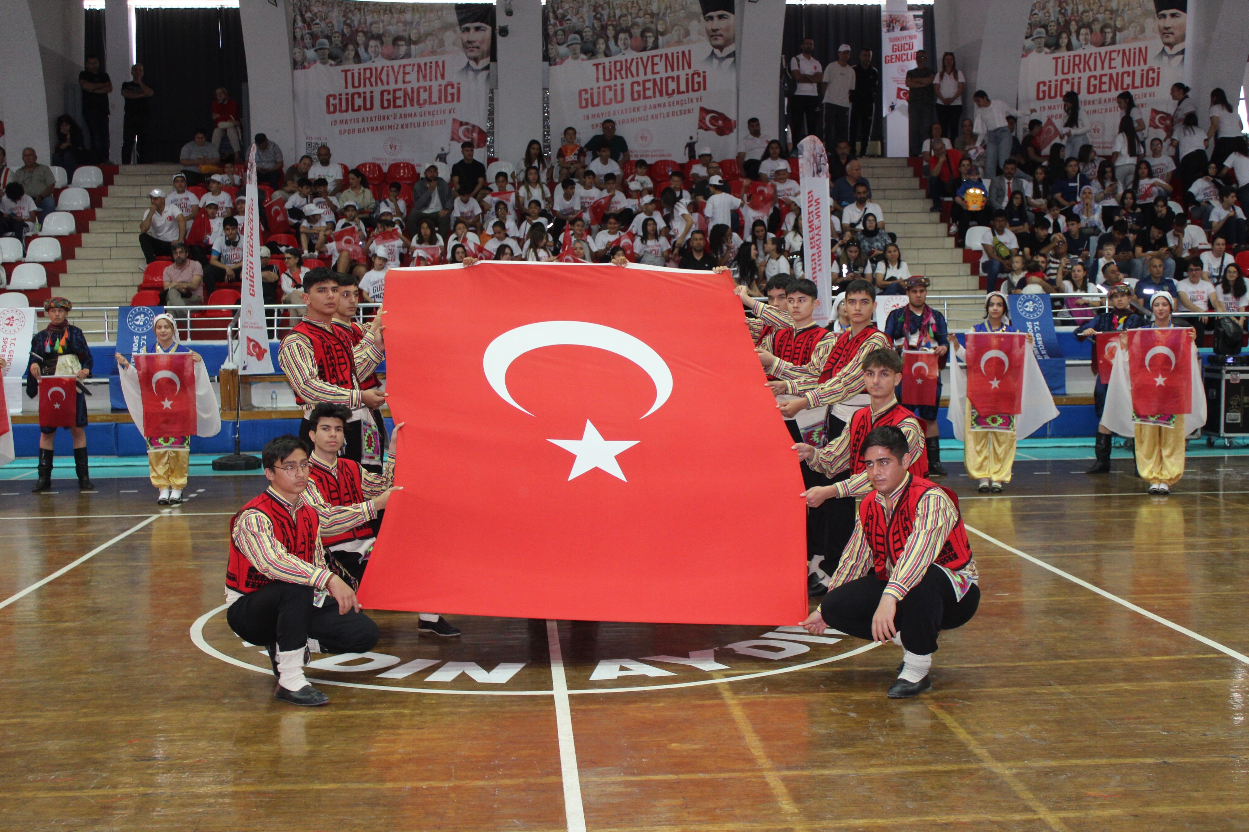 Iyi Partili Akoldan Dikkat Ceken Bayram Tepkisi Devlet Nerede 569101 Bbf94D95D26C0B57Cabe5Ff7B8E23F1A