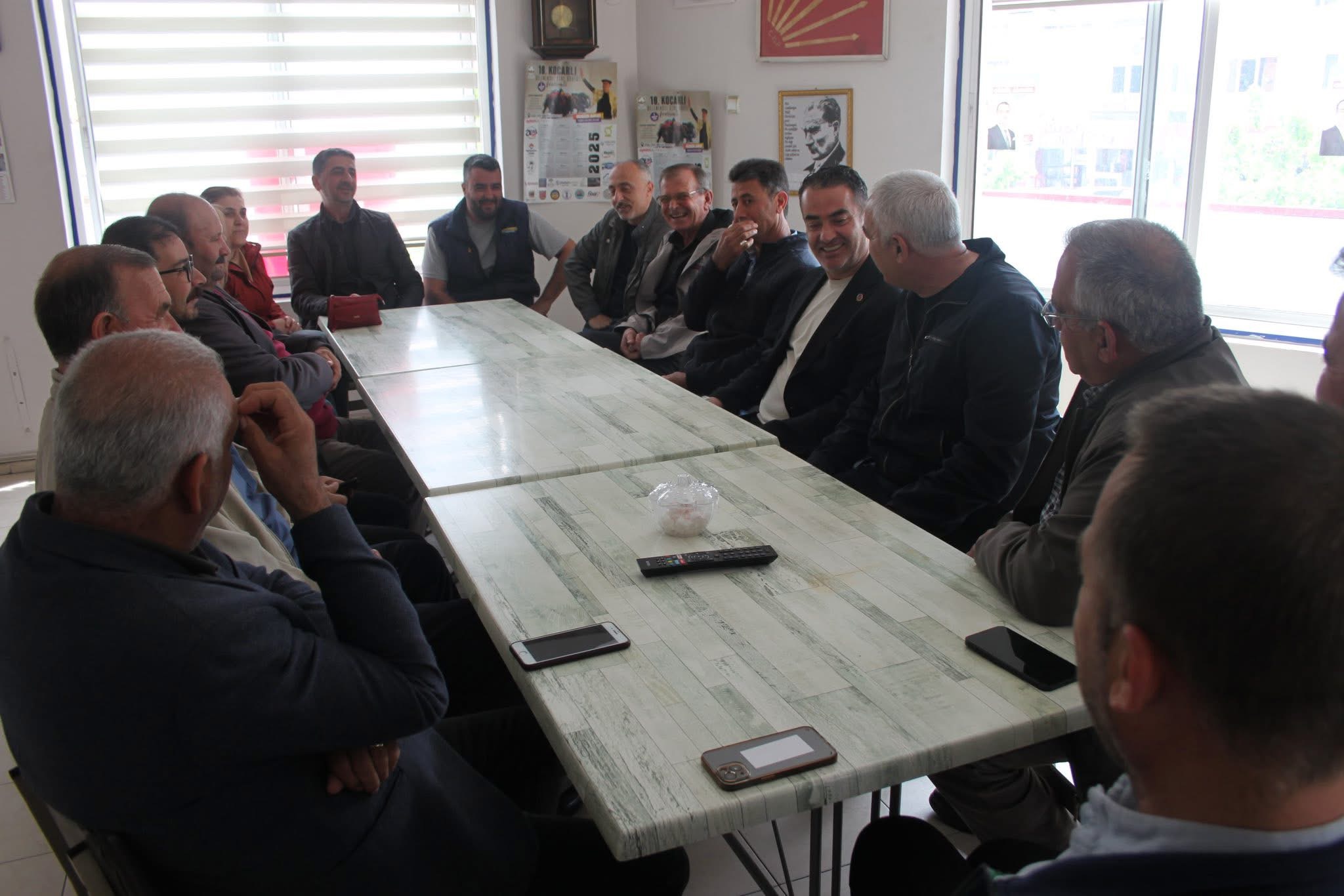 Kocarli Chpde Meclis Grup Toplantisi Gerceklestirildi Ilcenin Sorunlari Masaya Yatirildi 564313 D4814B5452671E8B4C61Ba8A87Df062F
