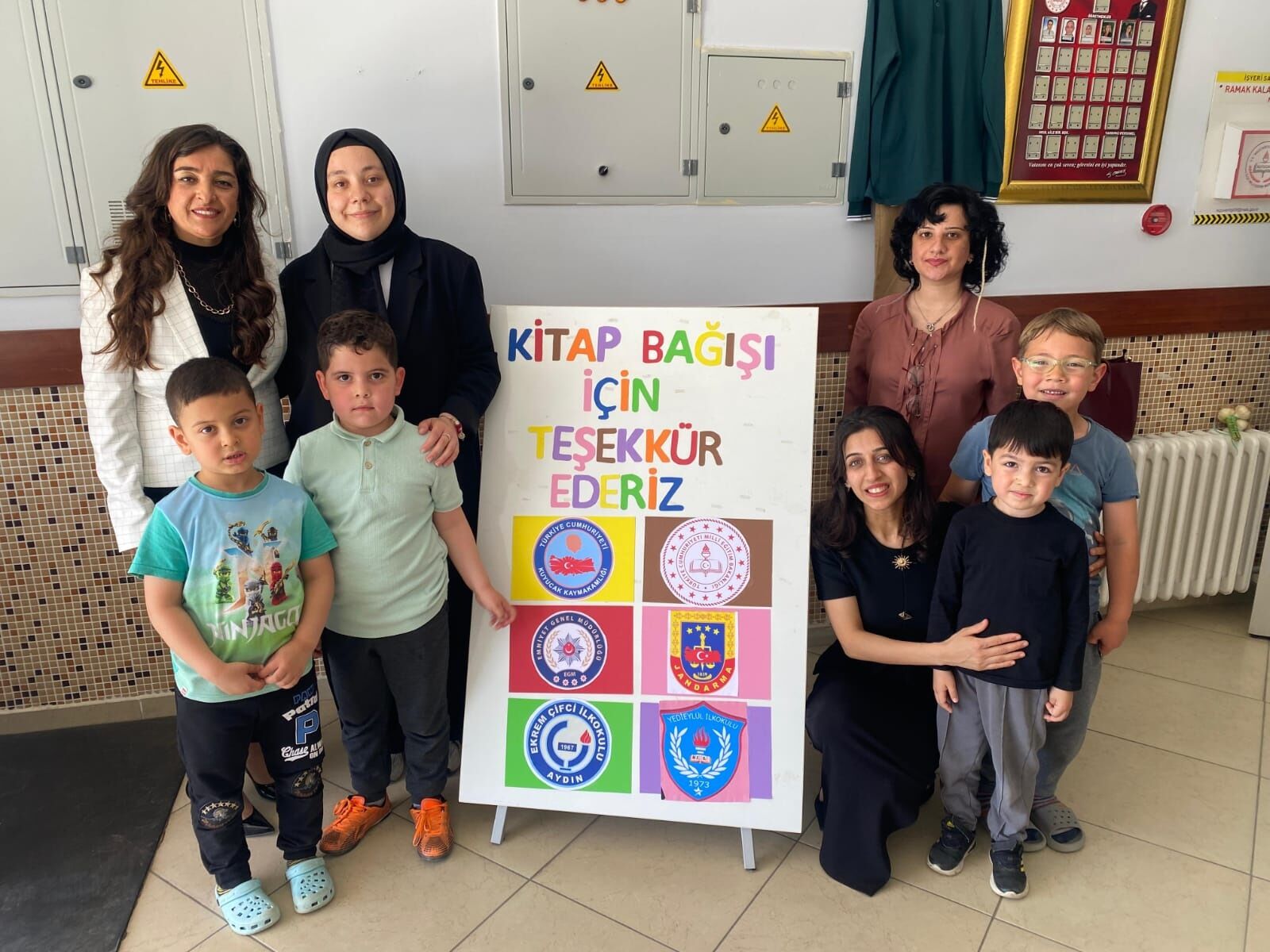 Minik Kalplere Kitapla Dokunan Proje Kitap Arkadasim Ol Etkinligi Kuyucakta Yapildi 567224 E07B942E5654Efc77F838576E5A2Ed42