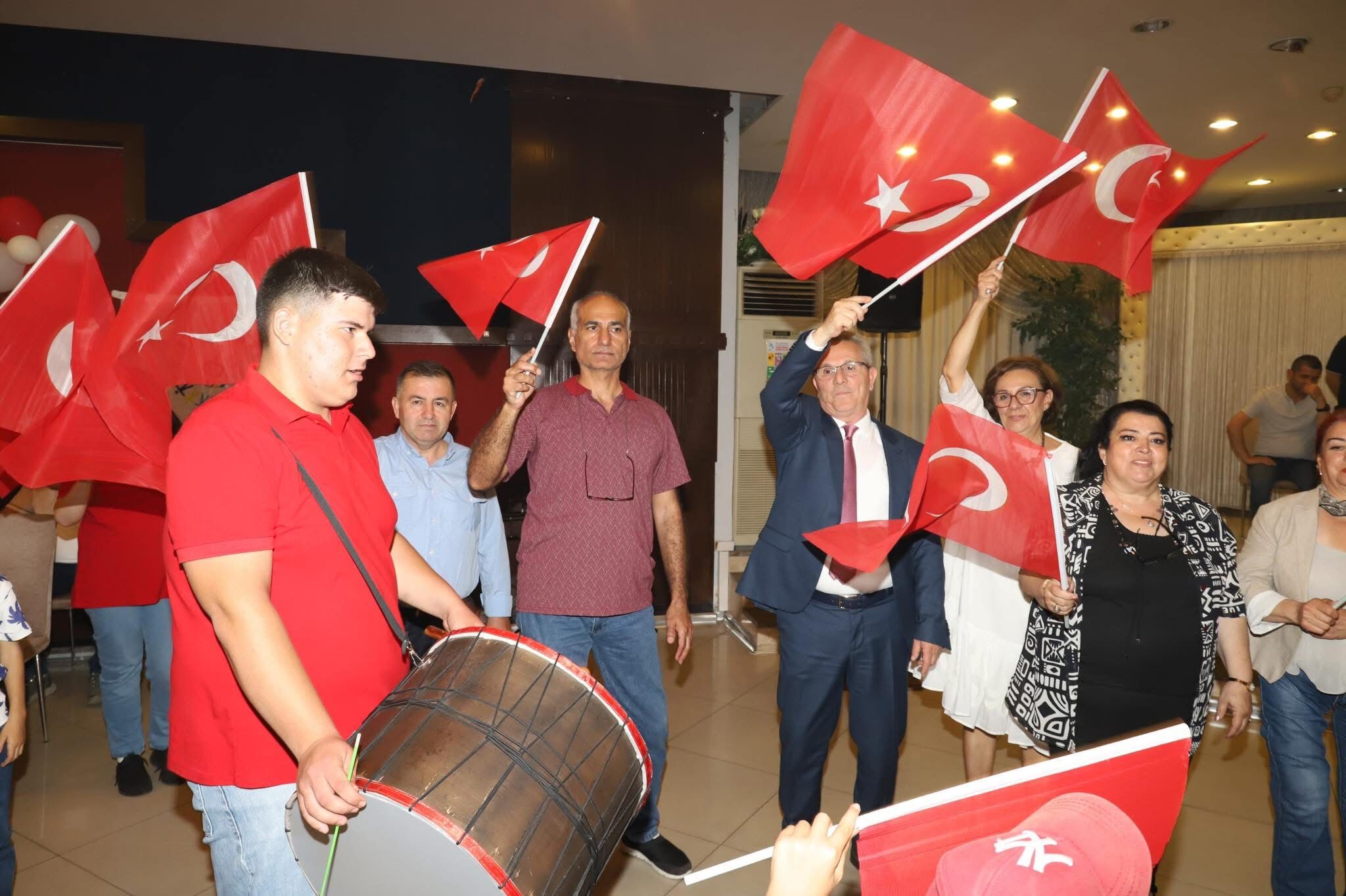 Nazillide Engellilerin 30Uncu Yil Sevinci Baskan Tetik De Katildi 567033 Fb31A09Eaead75895Ed7B208Ddf9F2E0
