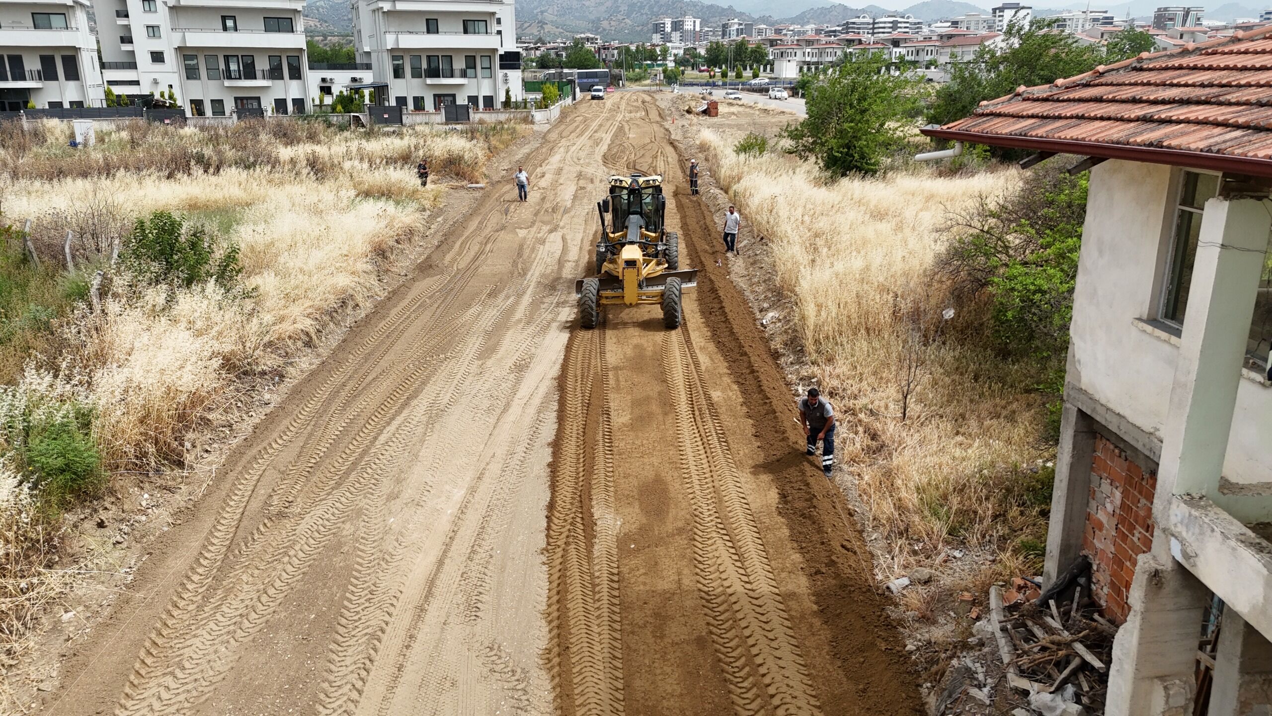 Nazillide Yatirimlar Artti Dallicada 6 Yeni Yol Calismasi Basladi 571657 Eb62C9C1Be766D7670Eb435332Bf763A
